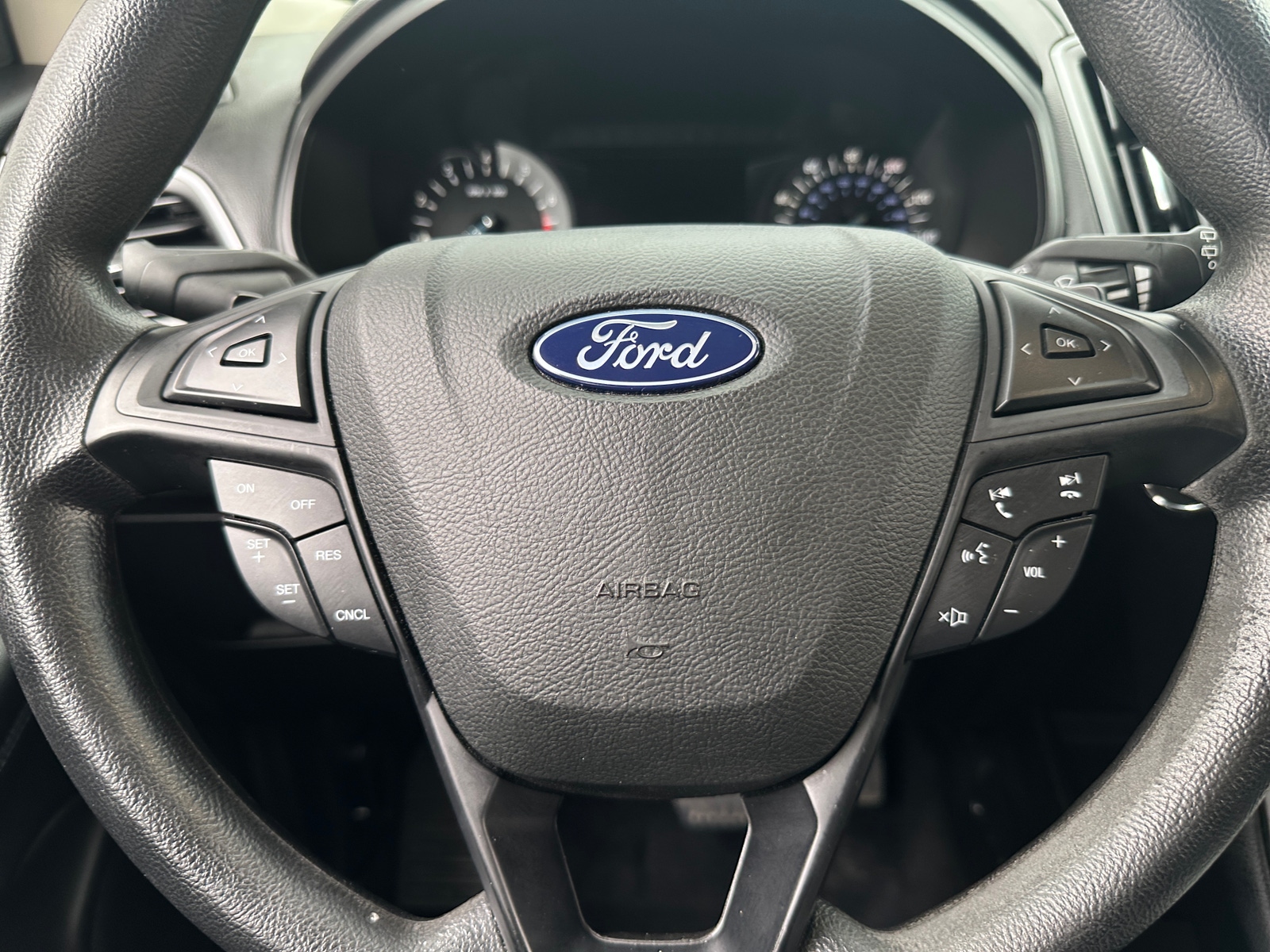 Thumbnail: 2018 Ford Edge - 5