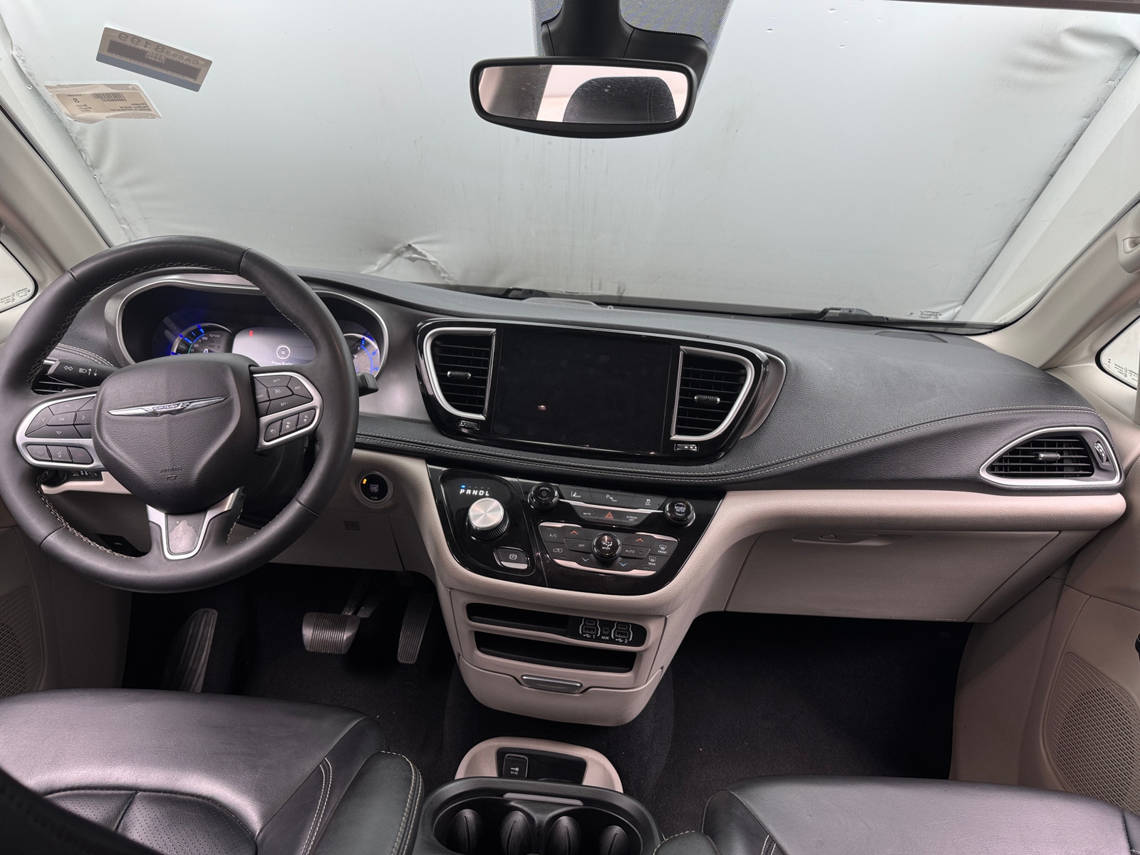 Thumbnail: 2023 Chrysler Pacifica - 2