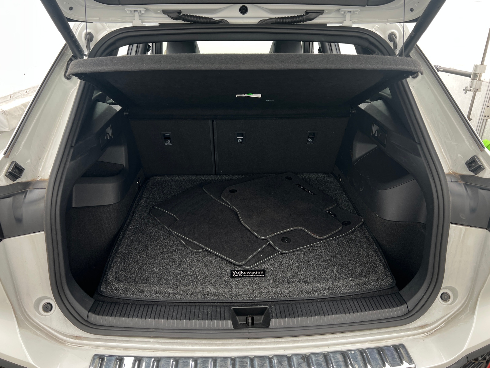 Thumbnail: 2025 Volkswagen Tiguan - 6
