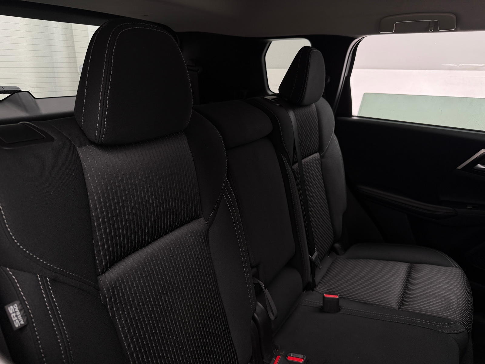 Thumbnail: 2022 Mitsubishi Outlander - 6