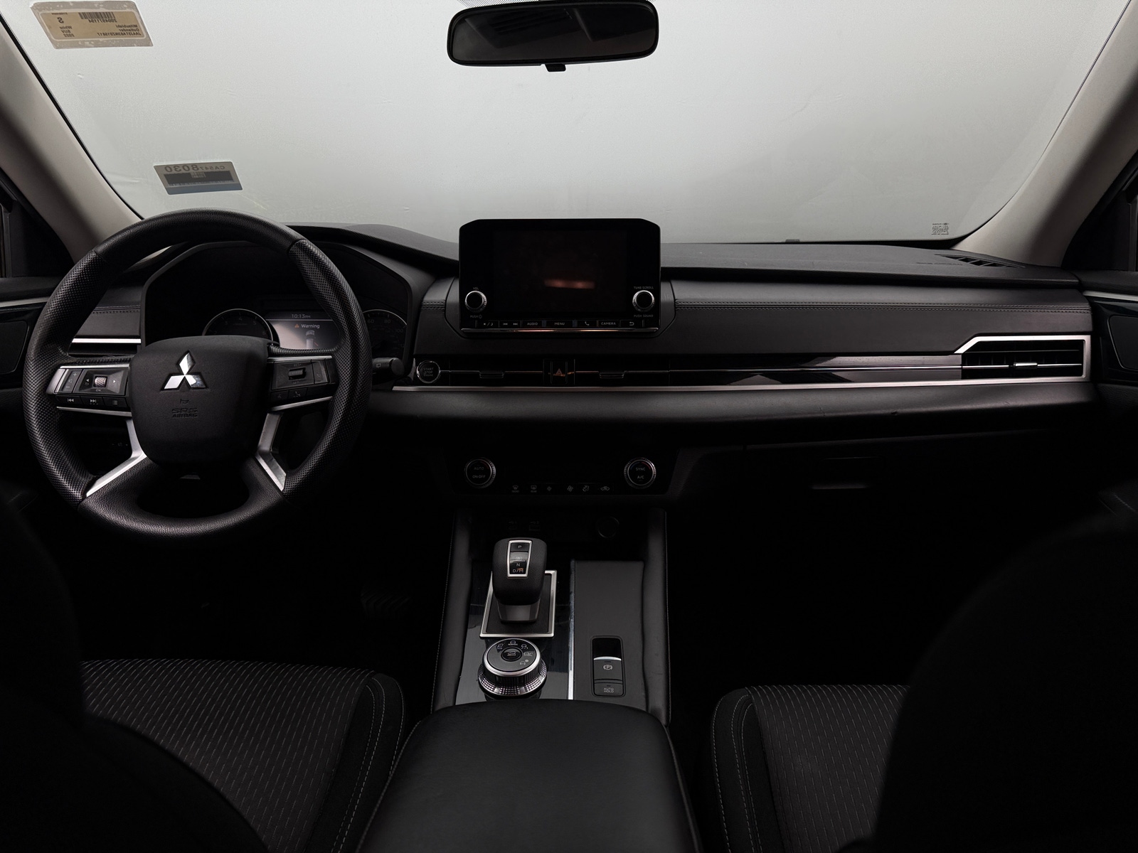 Thumbnail: 2022 Mitsubishi Outlander - 3