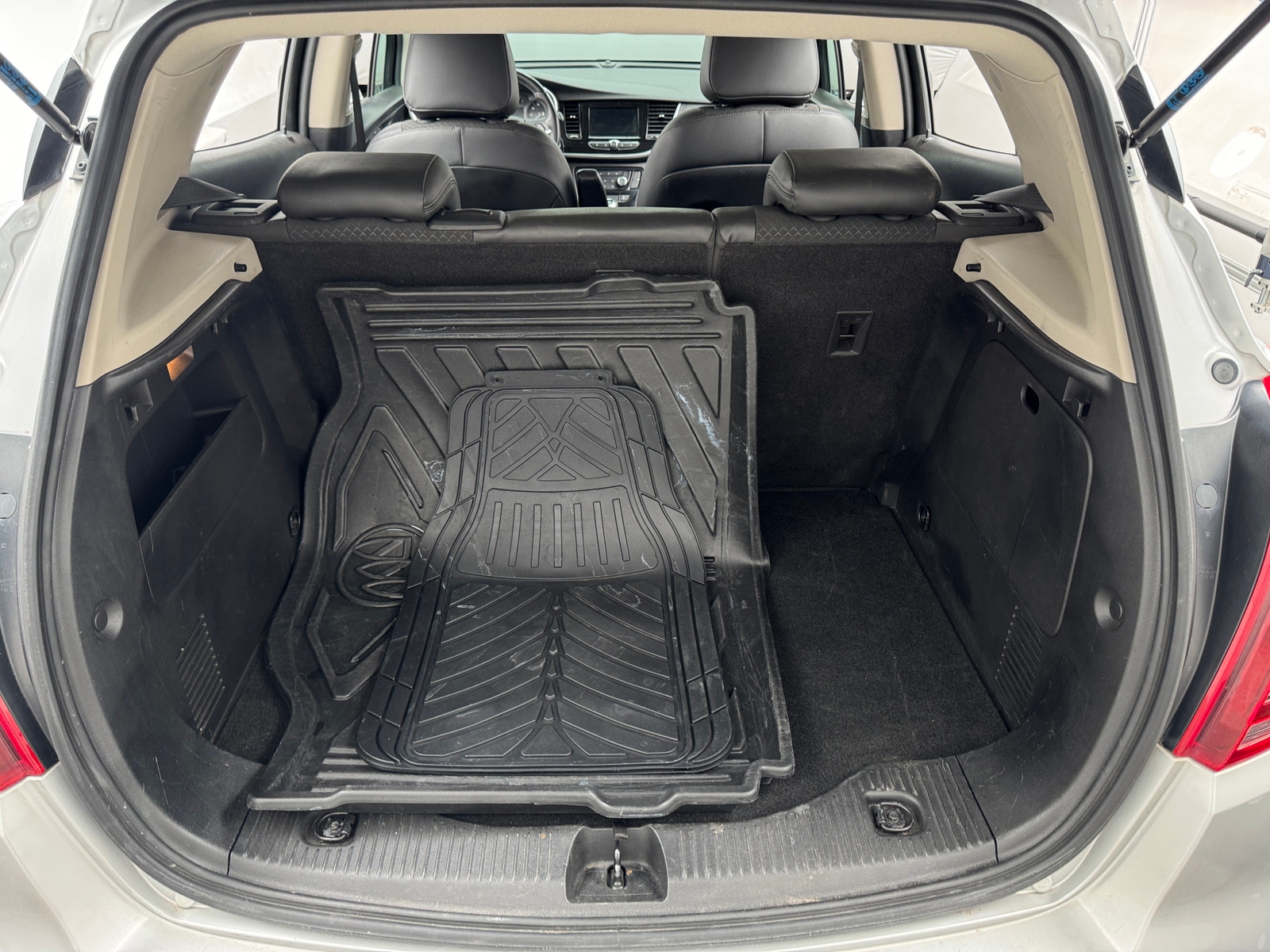 Thumbnail: 2021 Buick Encore - 6