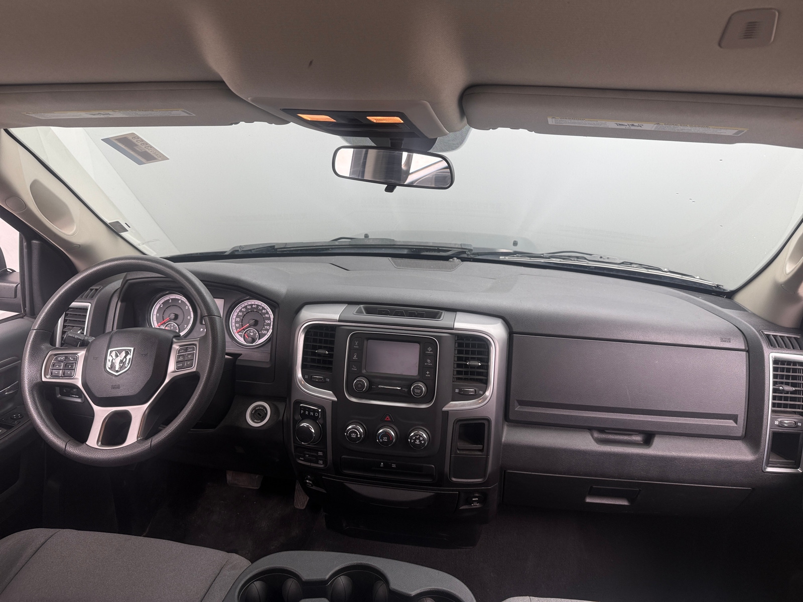 Thumbnail: 2024 RAM 1500 Classic - 3