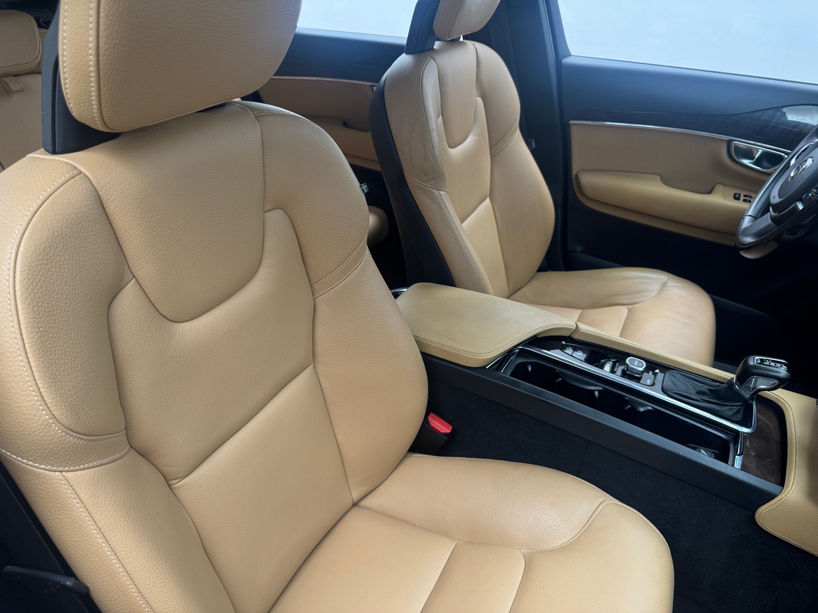 Thumbnail: 2016 Volvo XC90 - 2