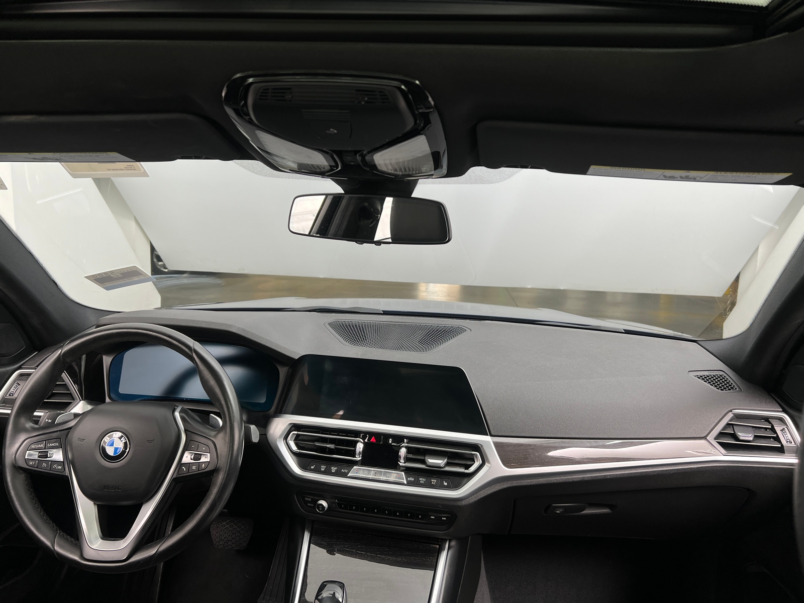 Thumbnail: 2020 BMW 3 Series - 2
