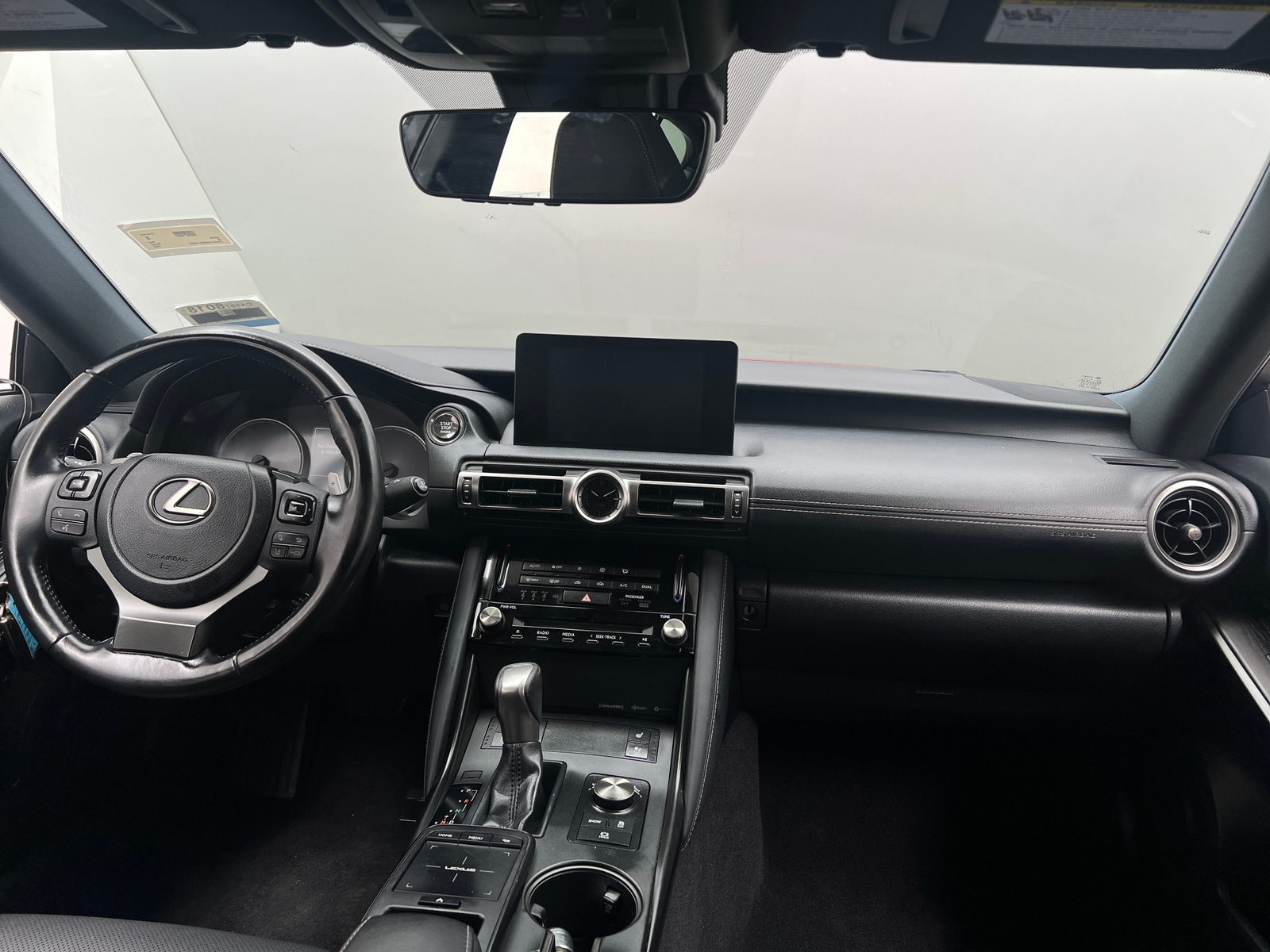 Thumbnail: 2022 Lexus IS - 2