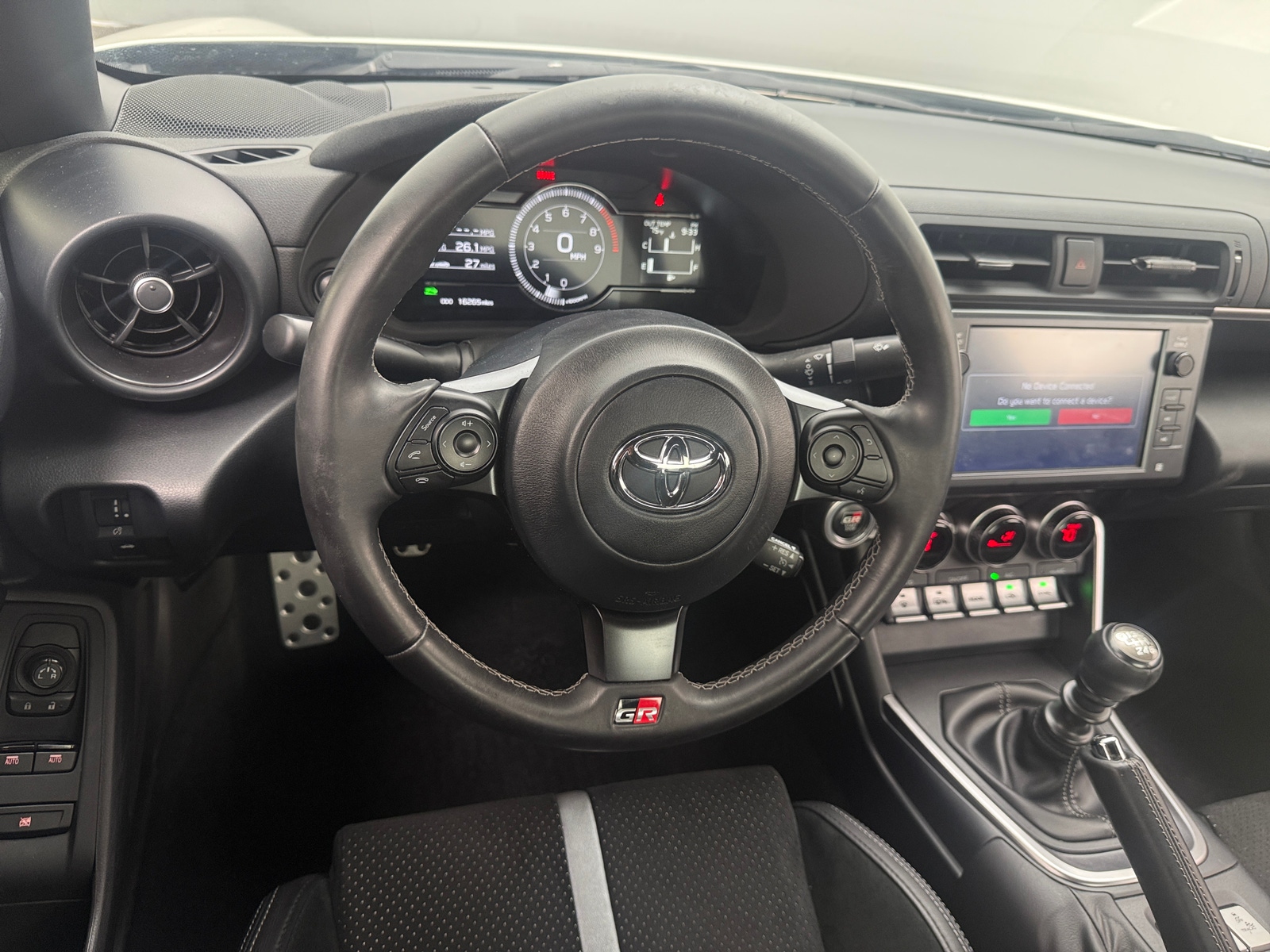 Thumbnail: 2023 Toyota GR86 - 4
