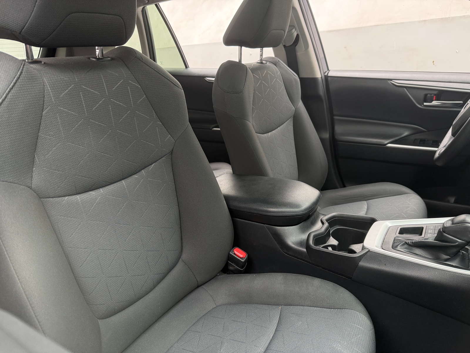 Thumbnail: 2019 Toyota RAV4 - 2