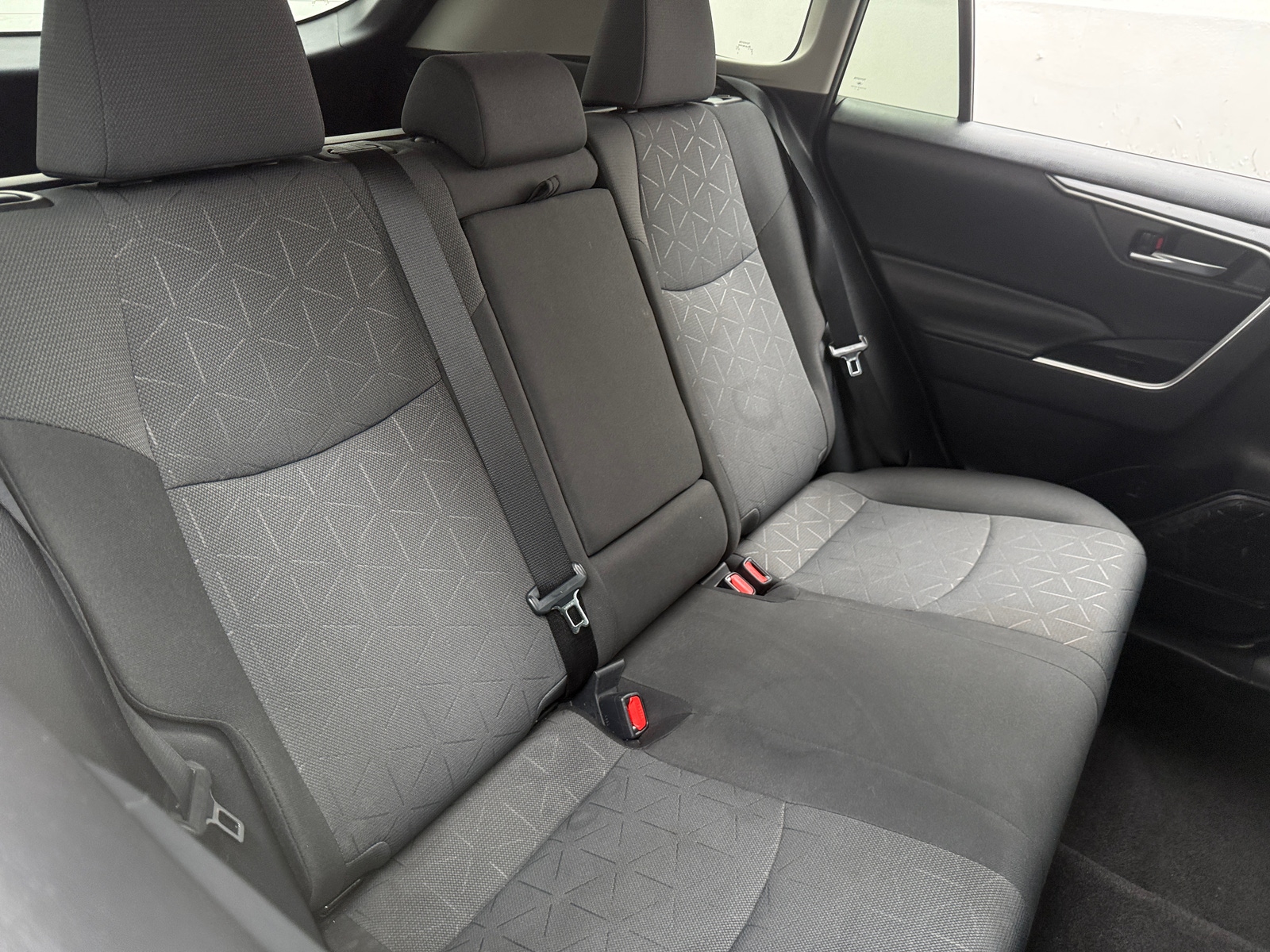 Thumbnail: 2019 Toyota RAV4 - 6