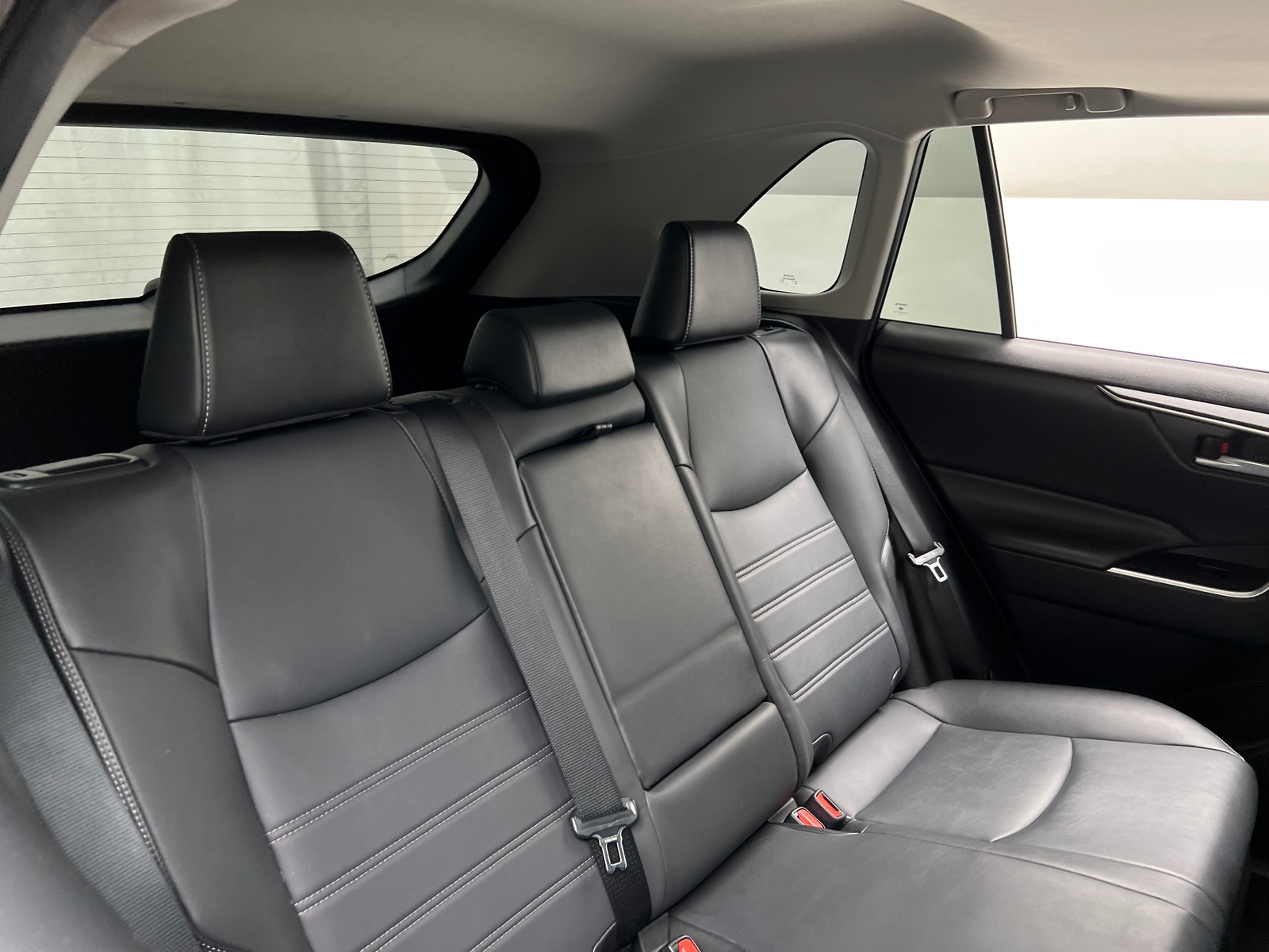 Thumbnail: 2021 Toyota RAV4 - 5