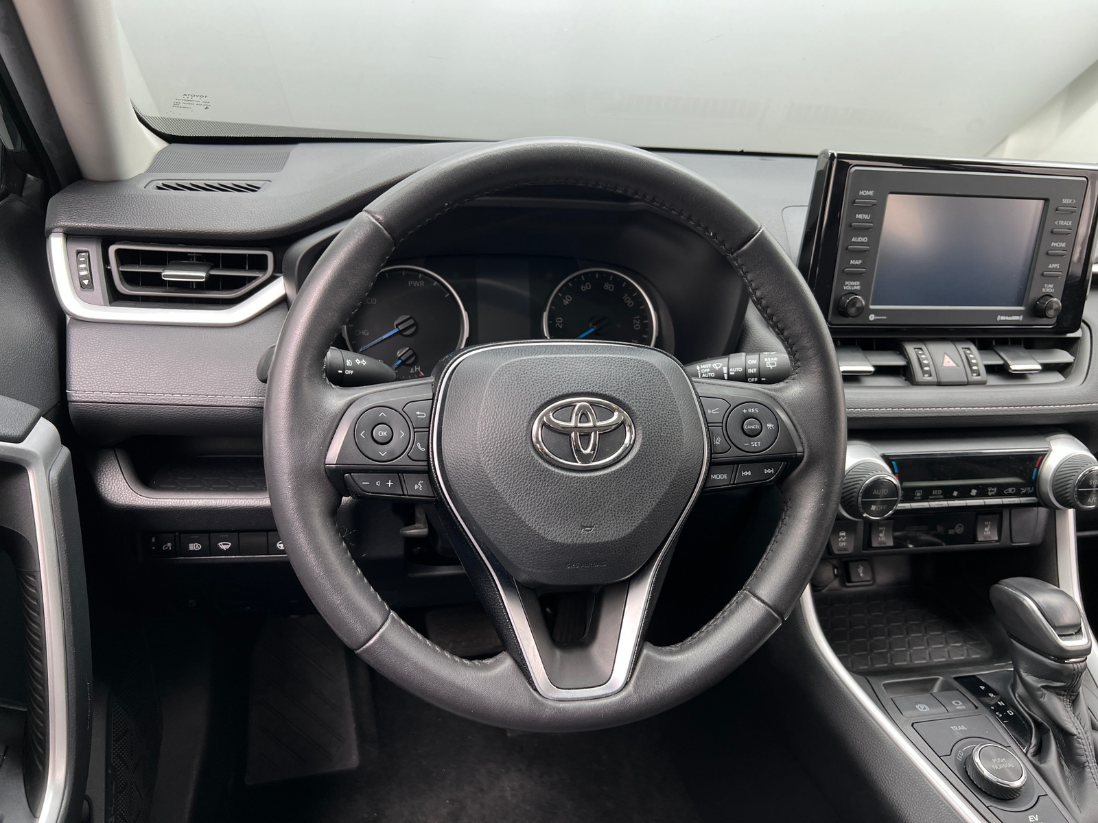 Thumbnail: 2021 Toyota RAV4 - 4