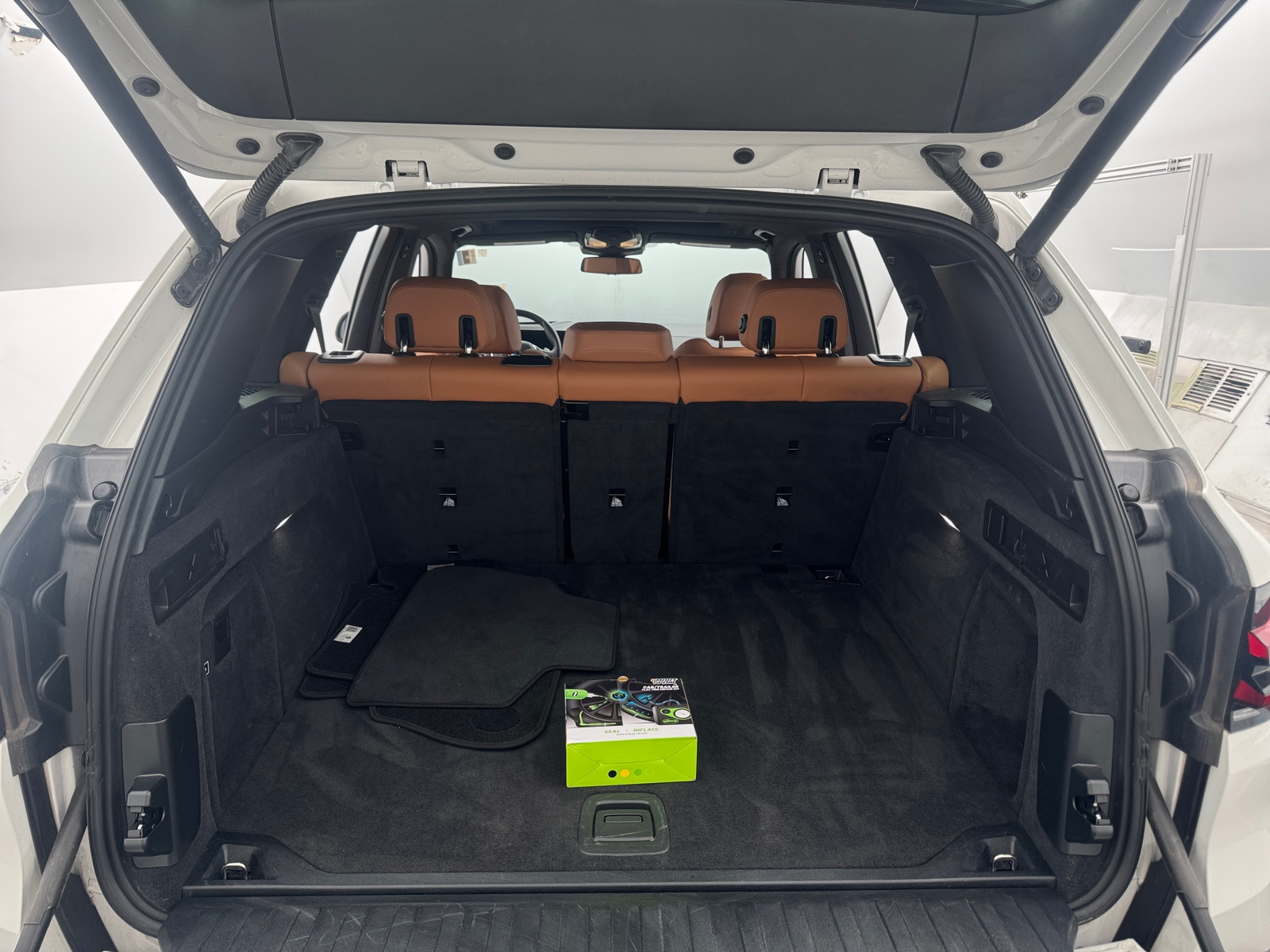 Thumbnail: 2026 BMW X5 - 6