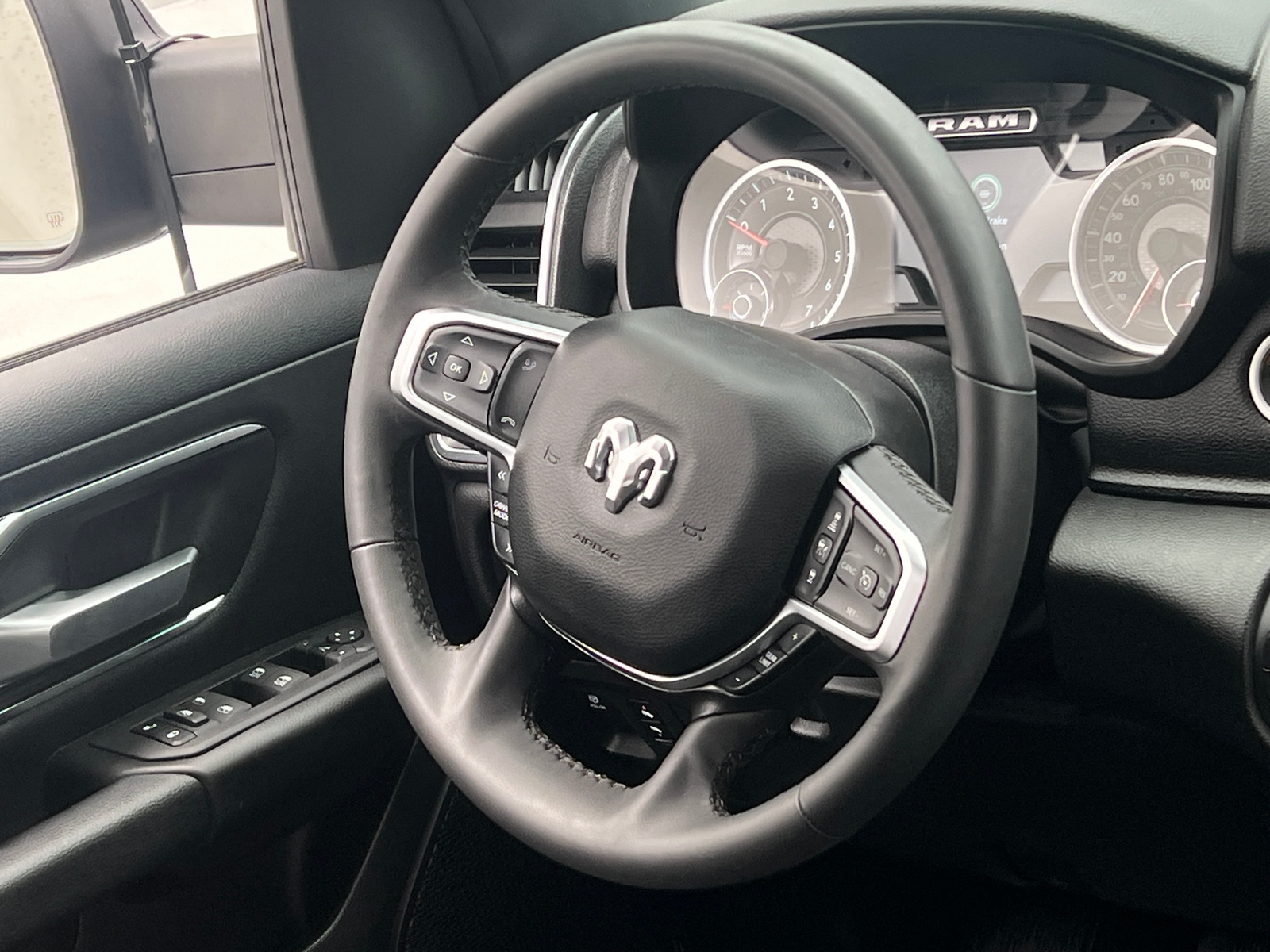 Thumbnail: 2025 RAM 1500 - 5