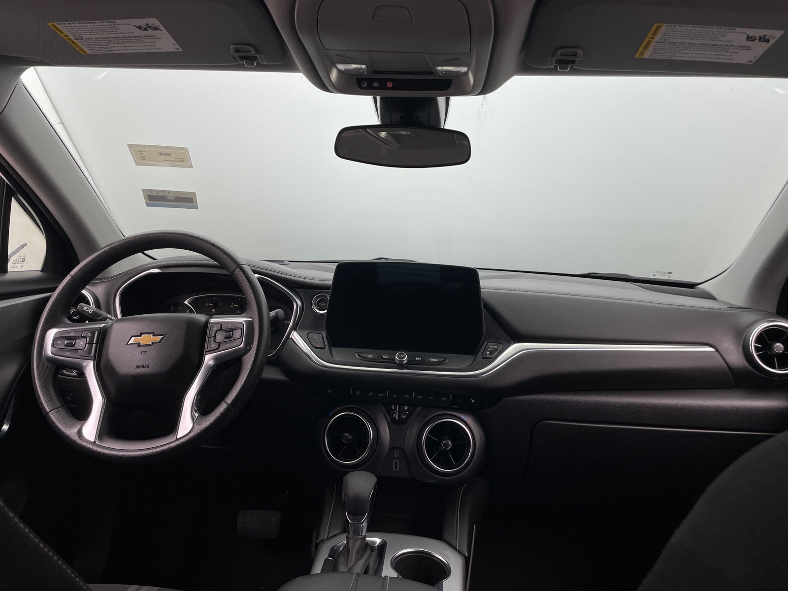 Thumbnail: 2025 Chevrolet Blazer - 3