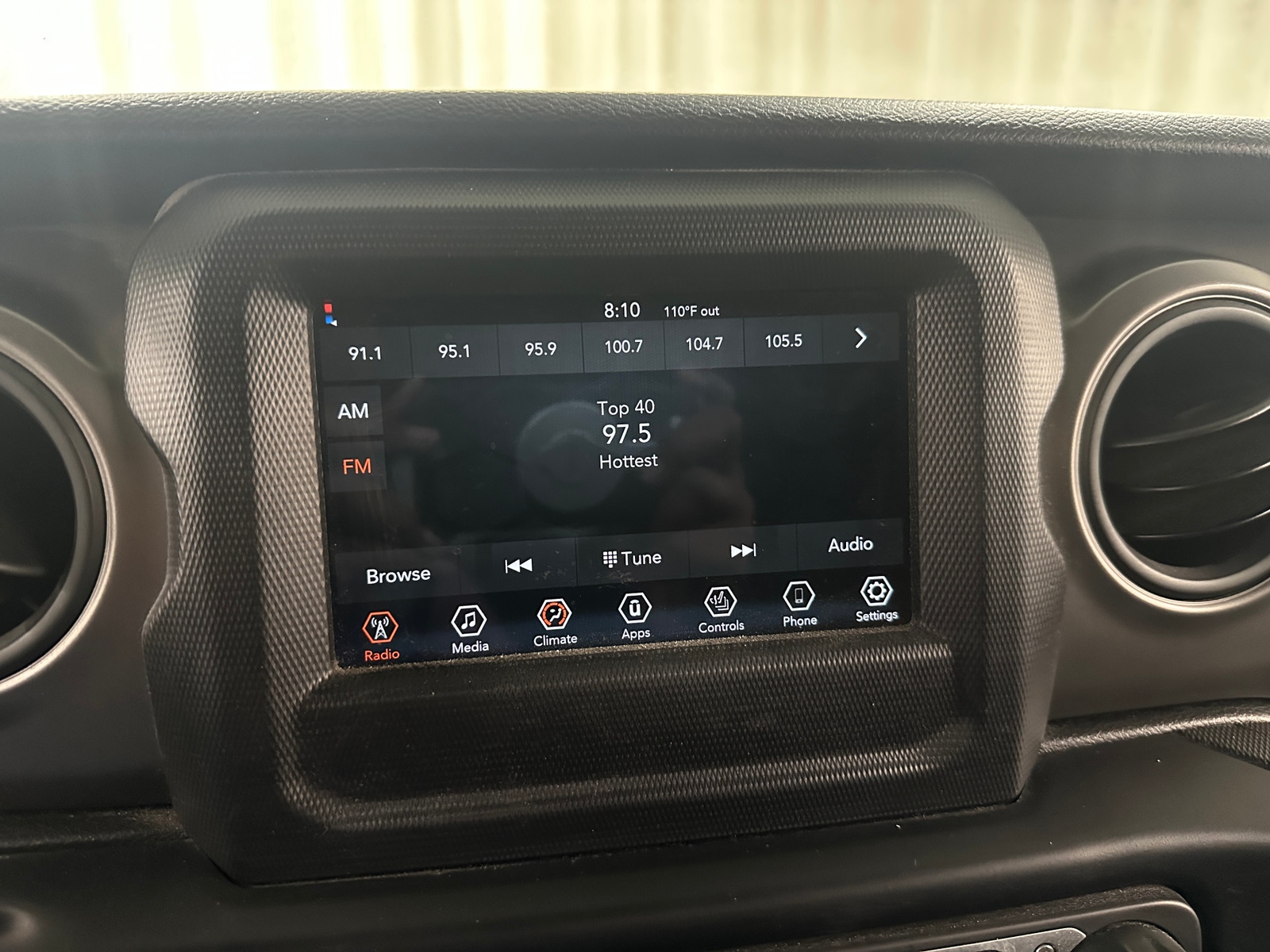 Thumbnail: 2022 Jeep Wrangler - 4