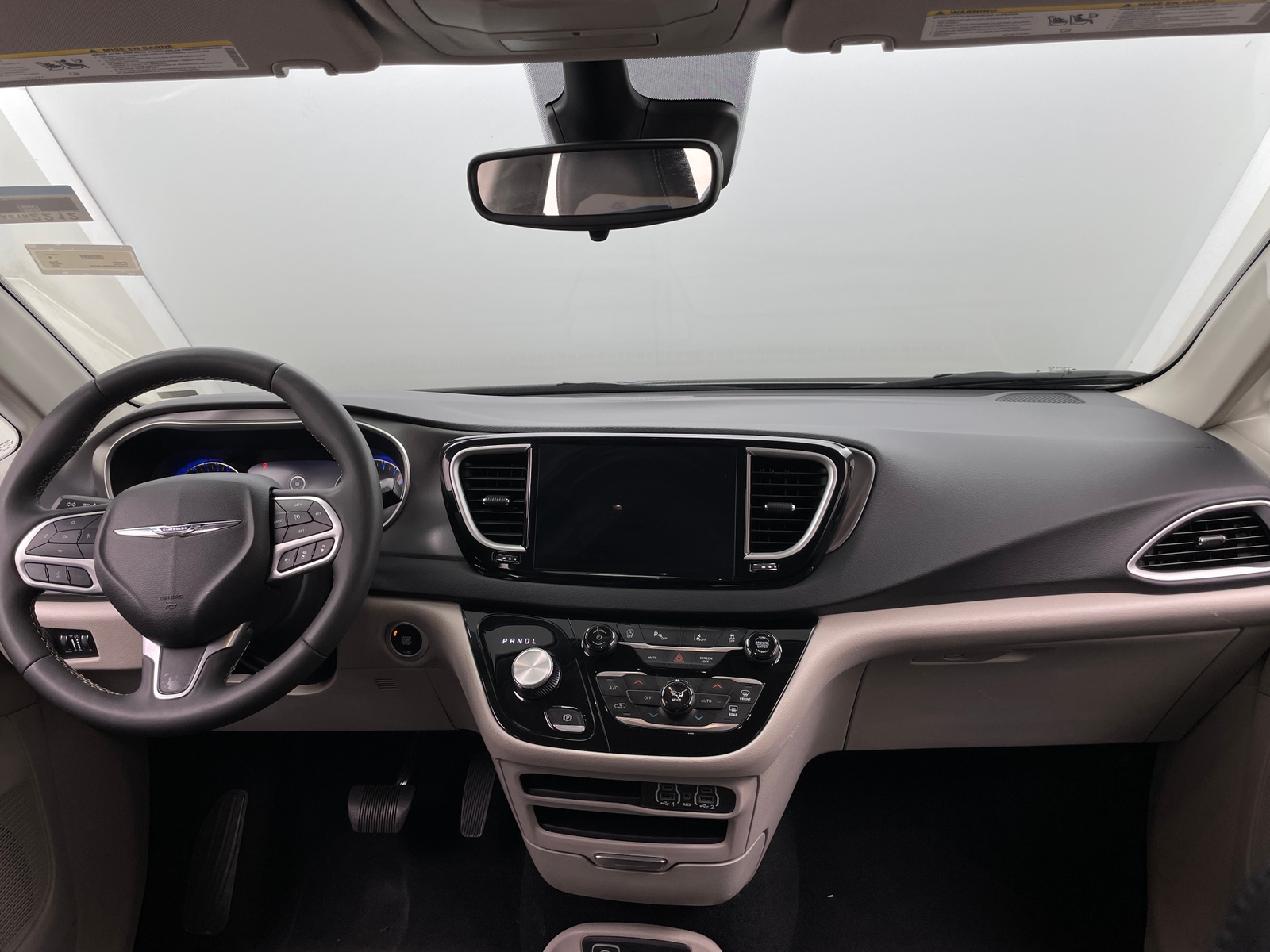 Thumbnail: 2024 Chrysler Pacifica - 2