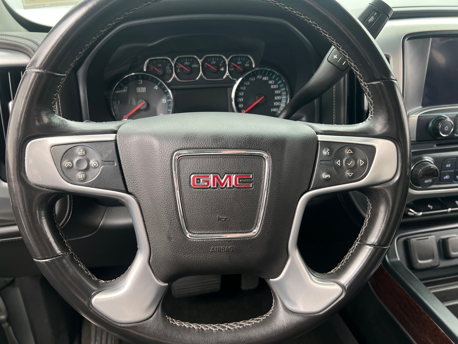 Thumbnail: 2017 GMC Sierra 1500 - 4
