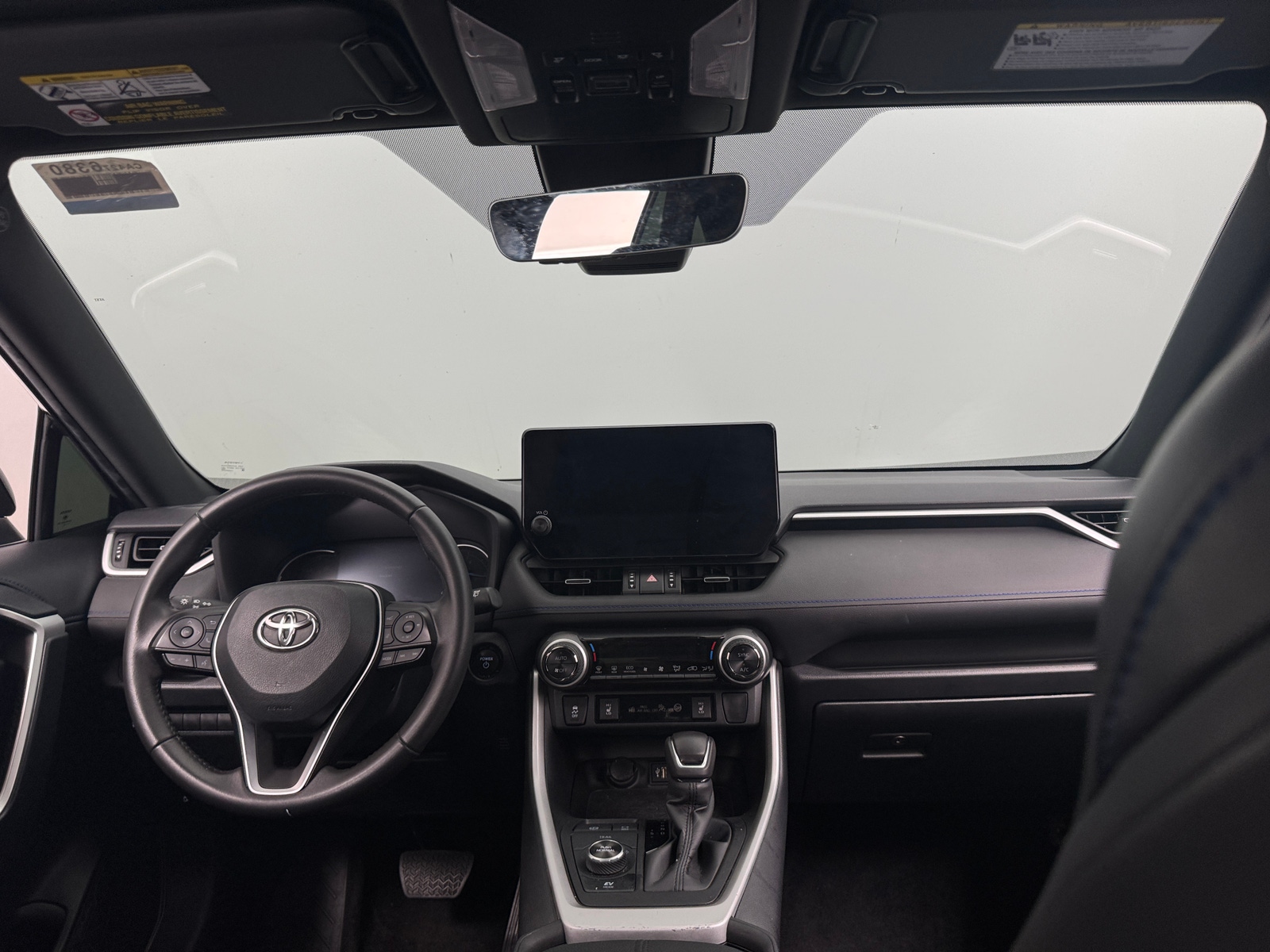 Thumbnail: 2023 Toyota RAV4 - 3