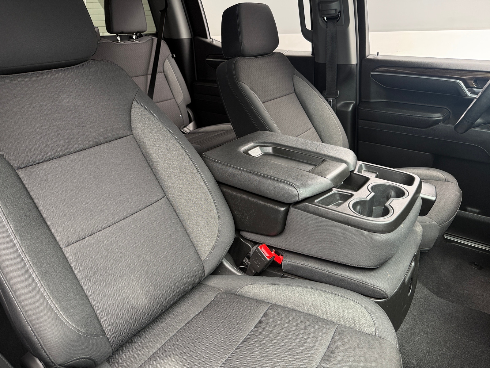 Thumbnail: 2024 Chevrolet Silverado 1500 - 2