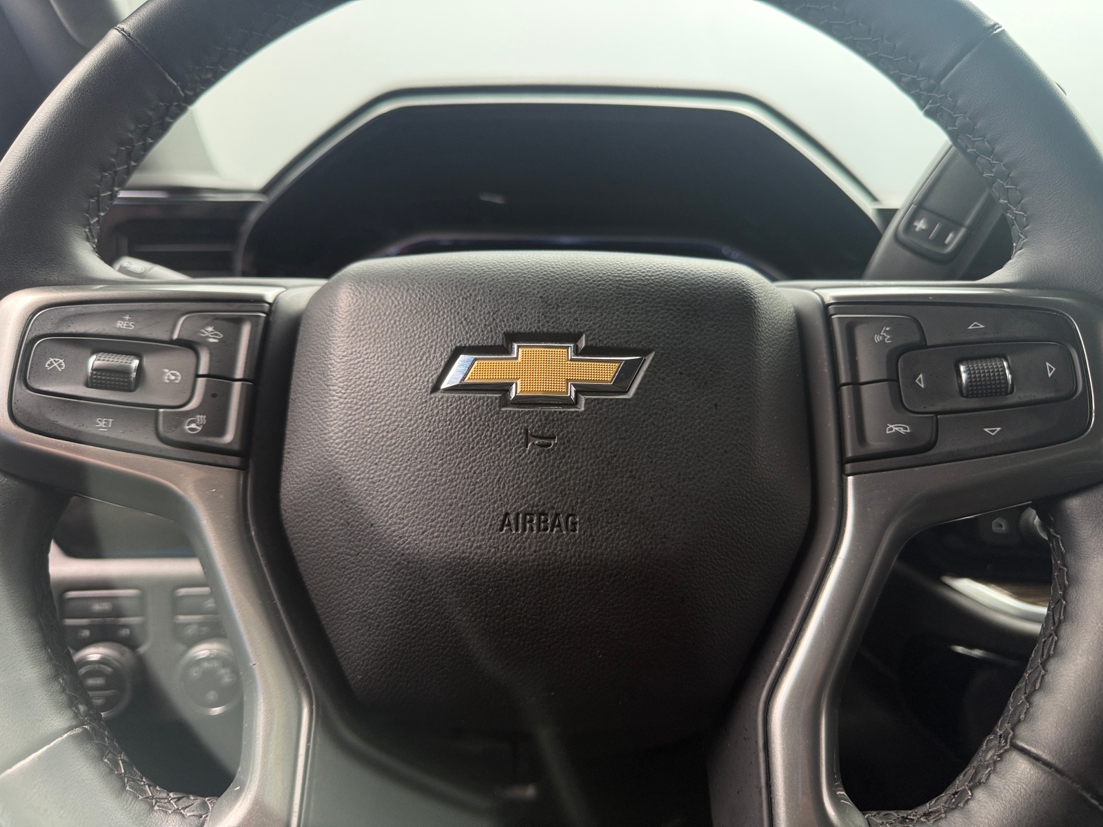 Thumbnail: 2024 Chevrolet Silverado 1500 - 5