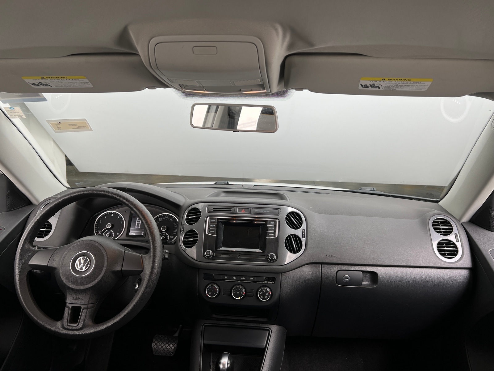 Thumbnail: 2018 Volkswagen Tiguan - 3