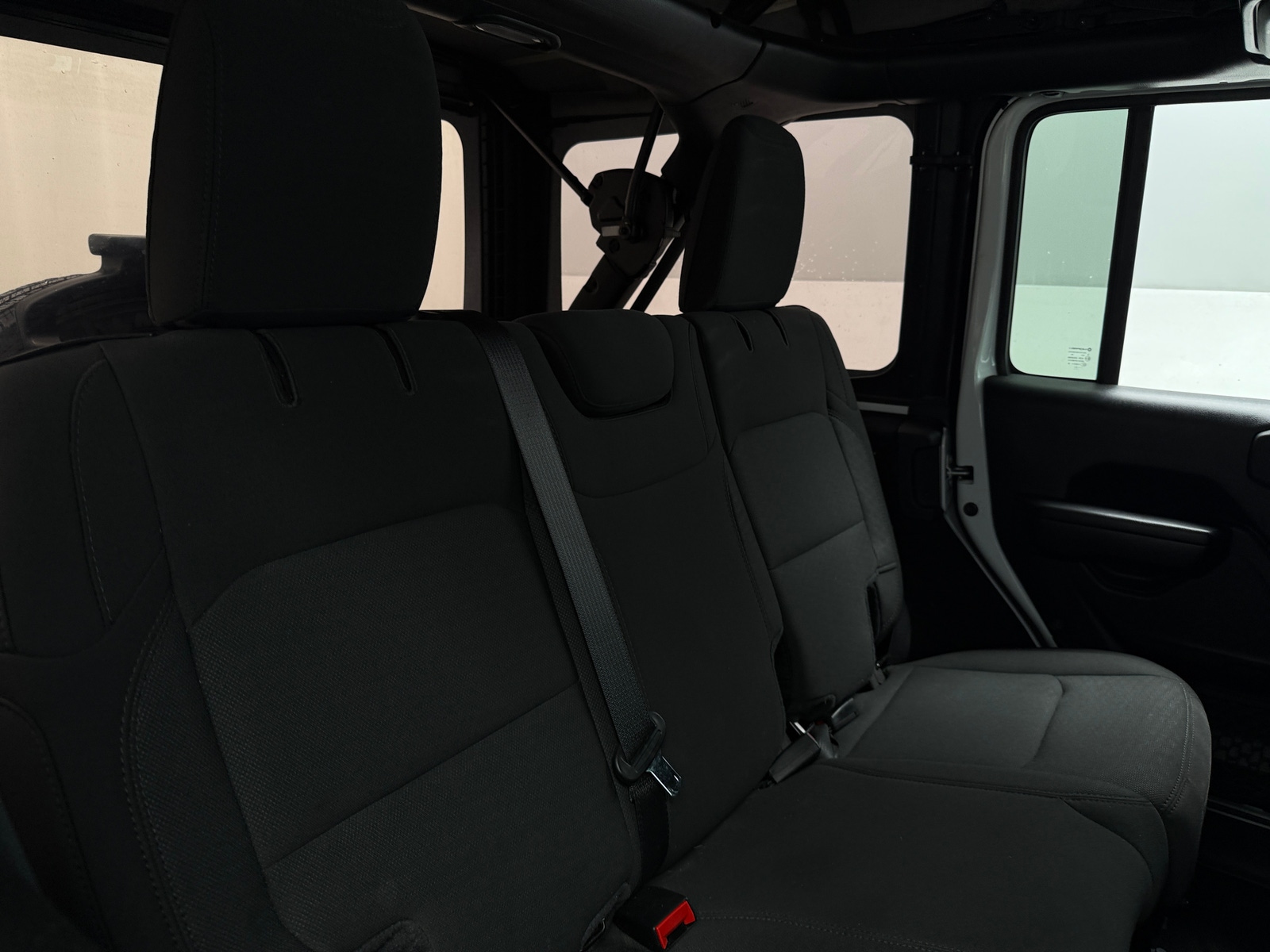 Thumbnail: 2021 Jeep Wrangler - 6