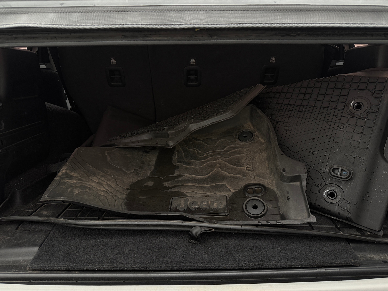 Thumbnail: 2021 Jeep Wrangler - 7