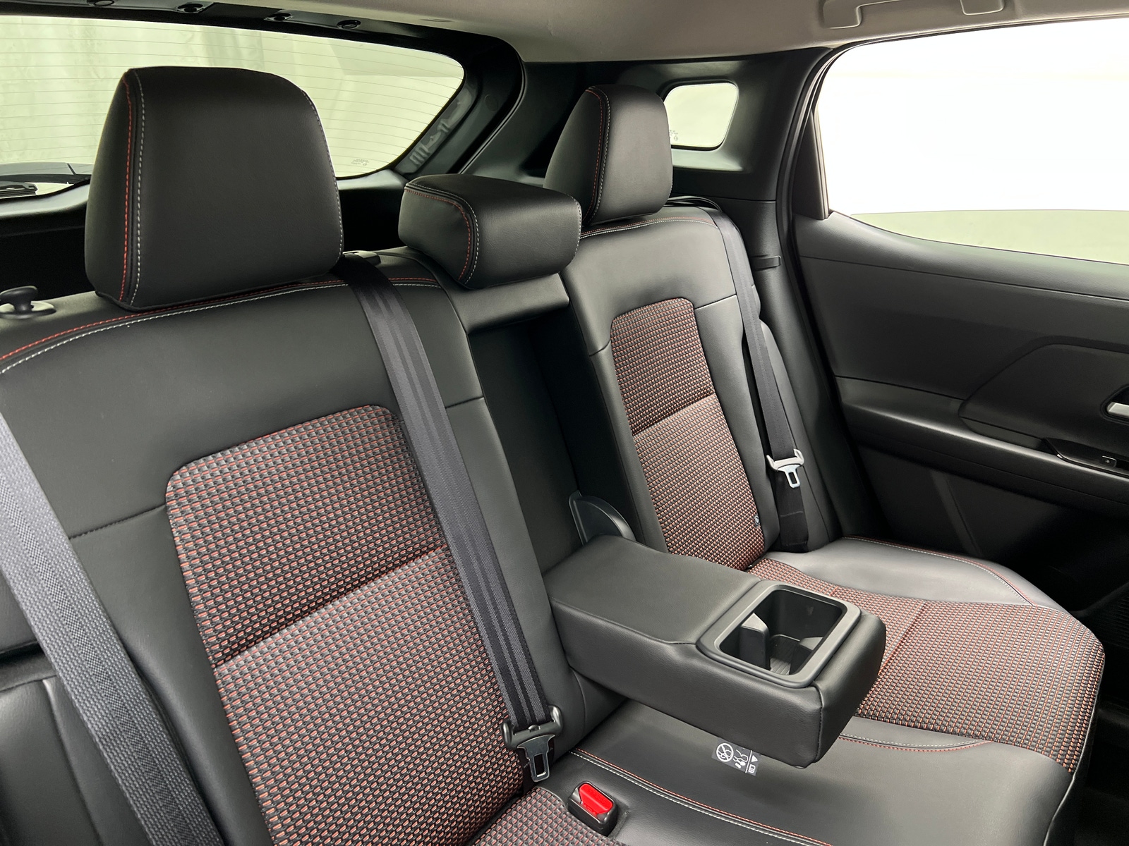Thumbnail: 2026 Nissan Kicks - 5