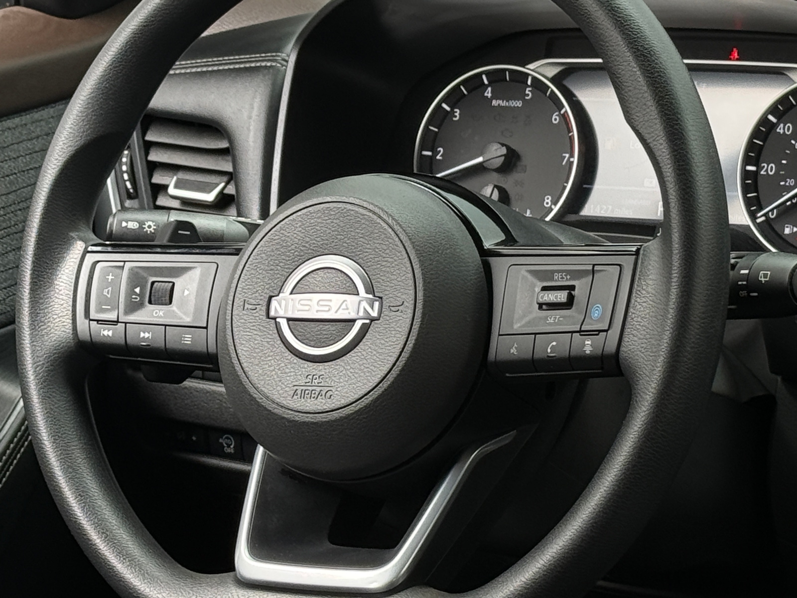 Thumbnail: 2023 Nissan Rogue - 5