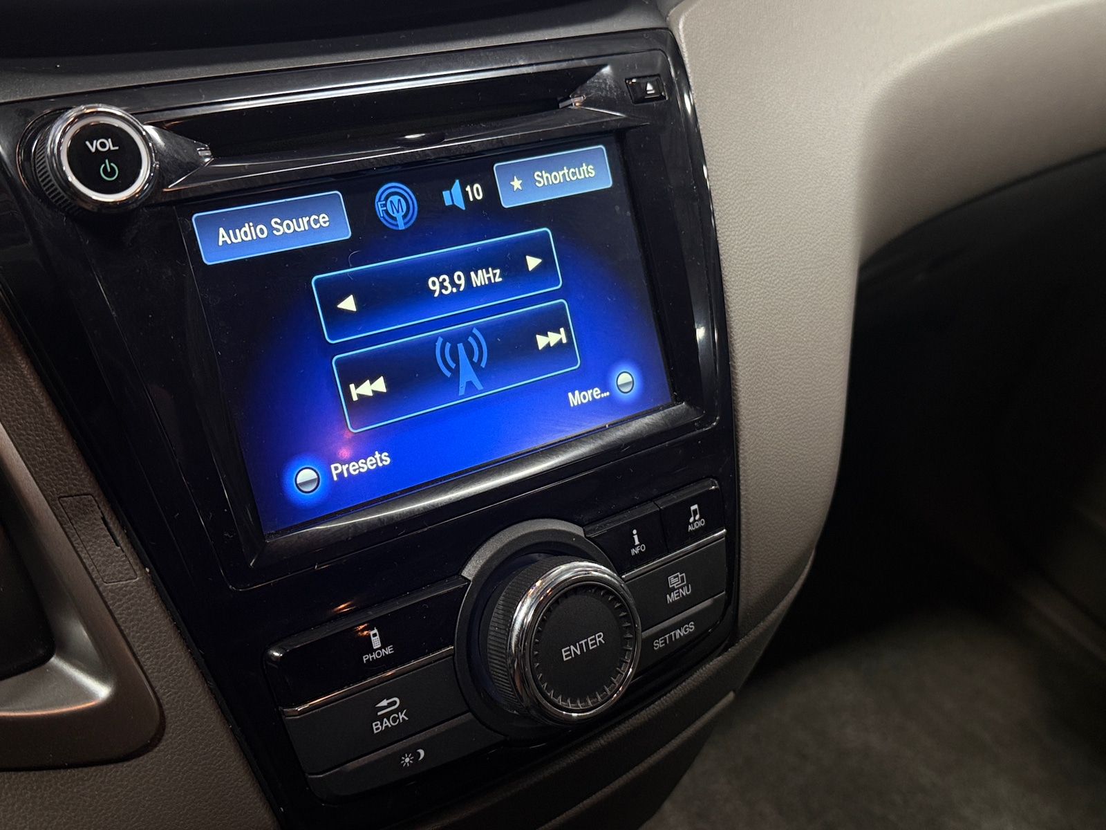 Thumbnail: 2014 Honda Odyssey - 4