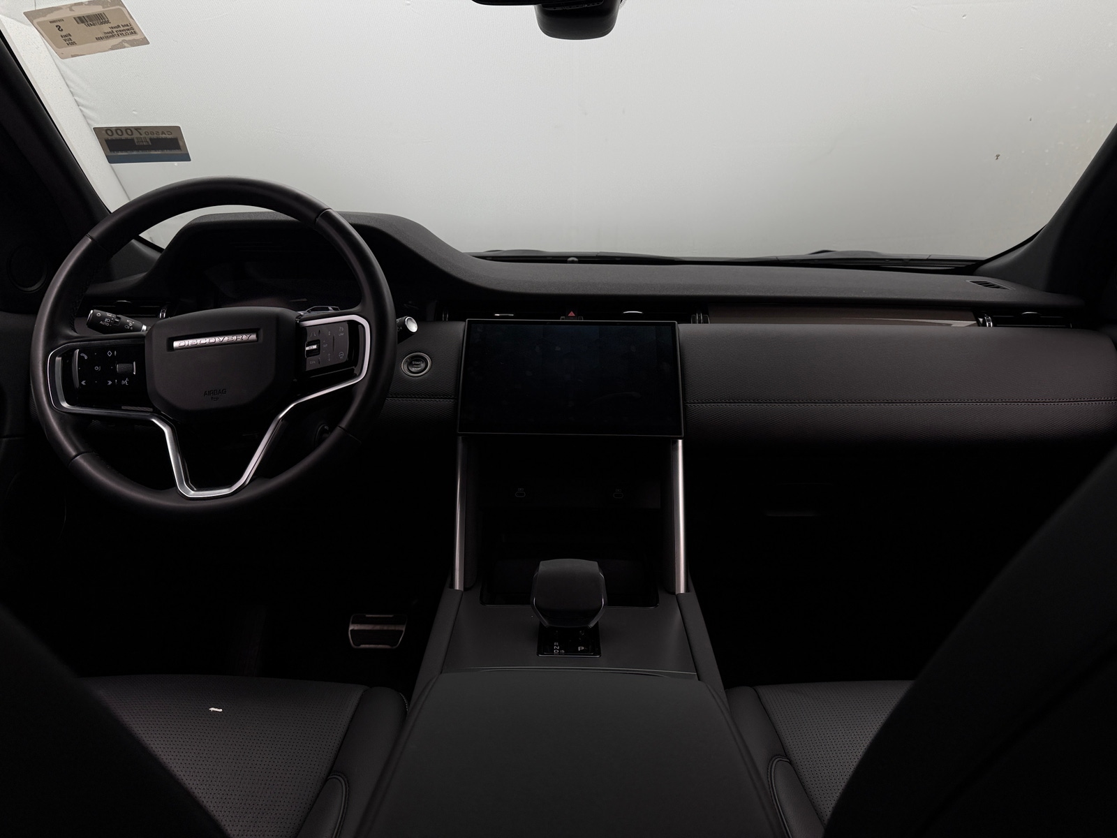 Thumbnail: 2024 Land Rover Discovery Sport - 2