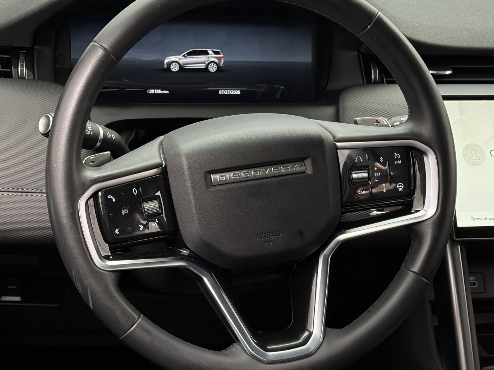 Thumbnail: 2024 Land Rover Discovery Sport - 4