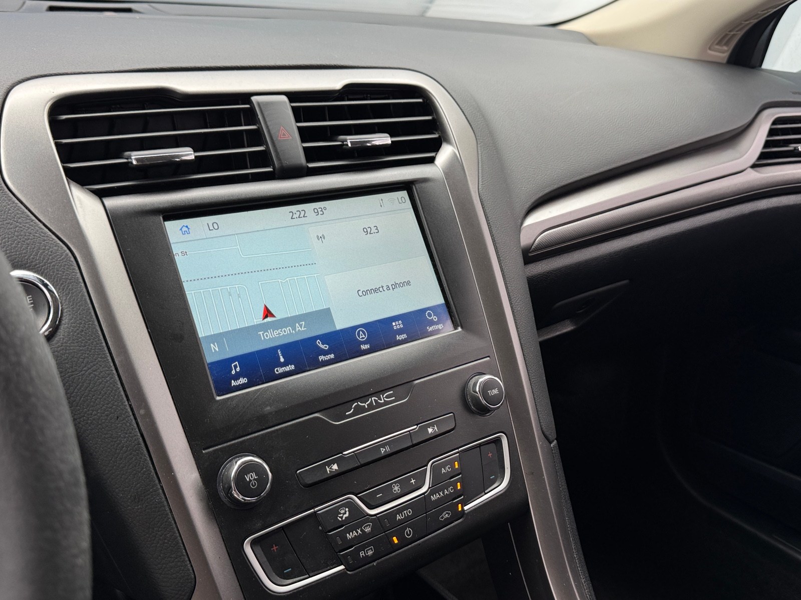 Thumbnail: 2020 Ford Fusion - 4