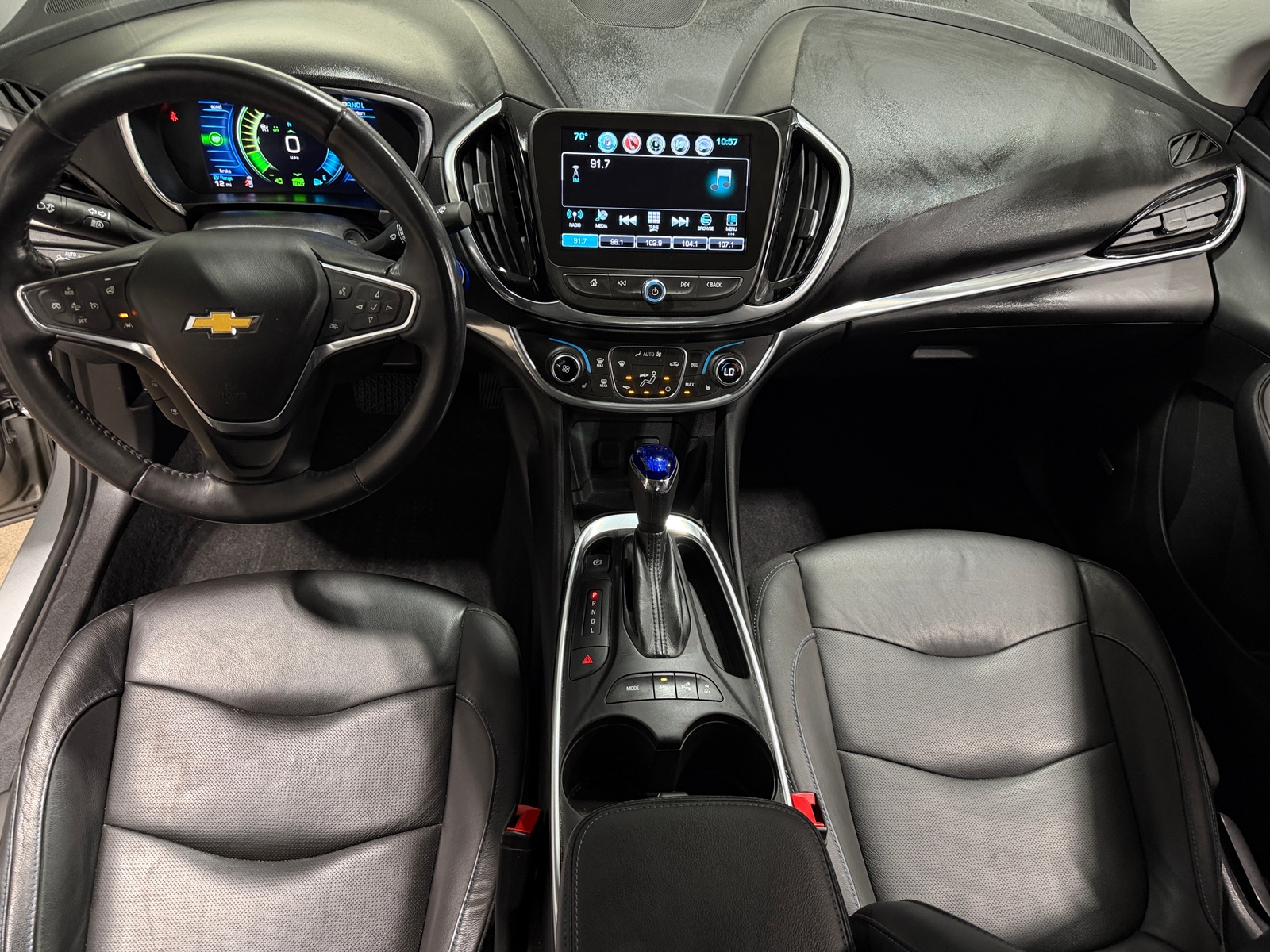Thumbnail: 2018 Chevrolet Volt - 2