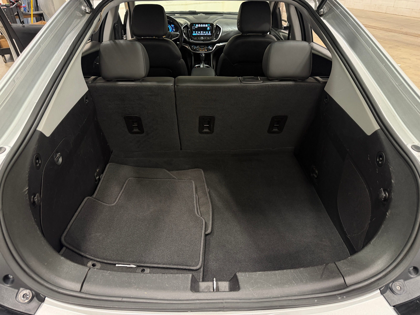 Thumbnail: 2018 Chevrolet Volt - 6