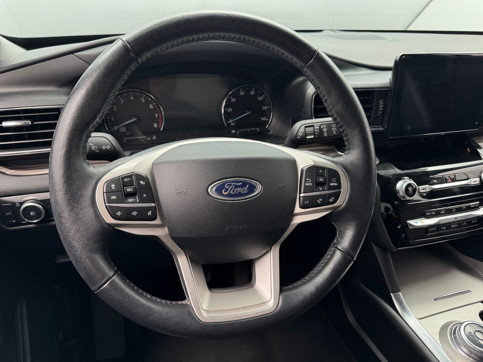 Thumbnail: 2024 Ford Explorer - 4
