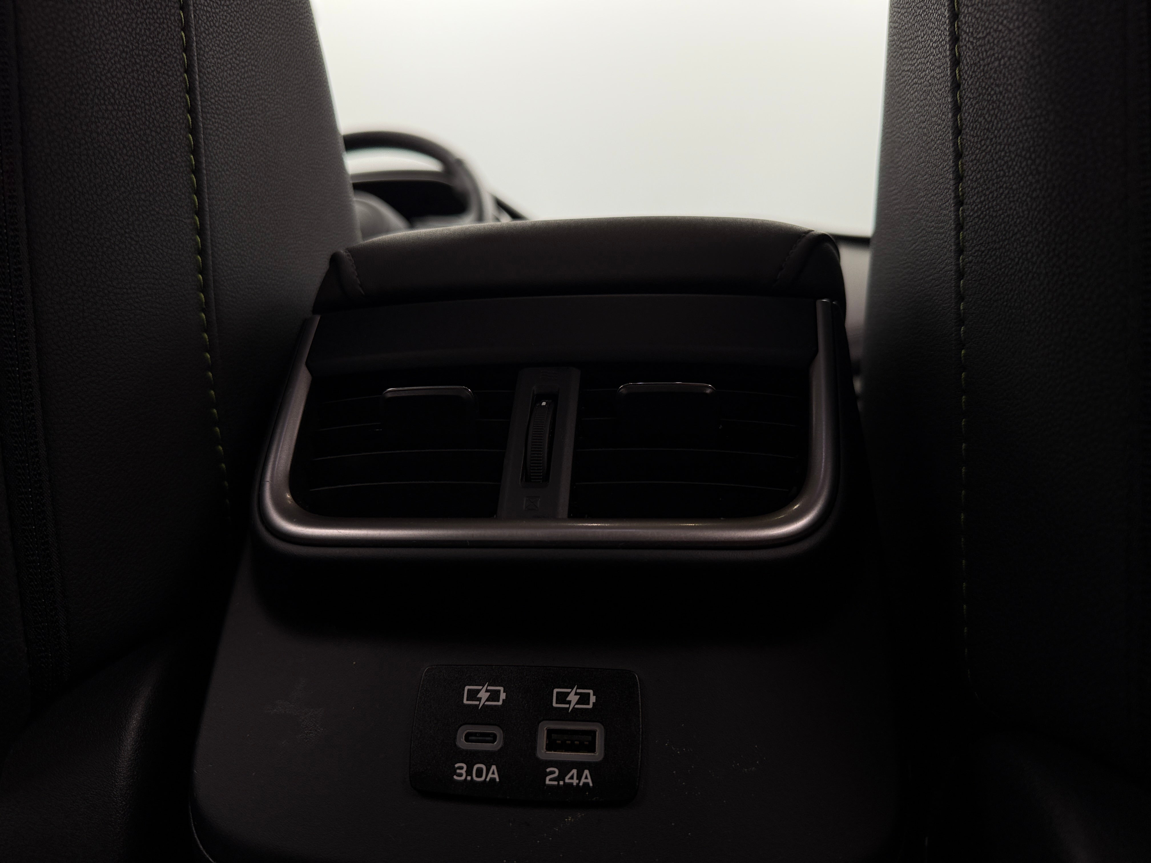 2025 Subaru Outback Onyx Edition - Photo 4