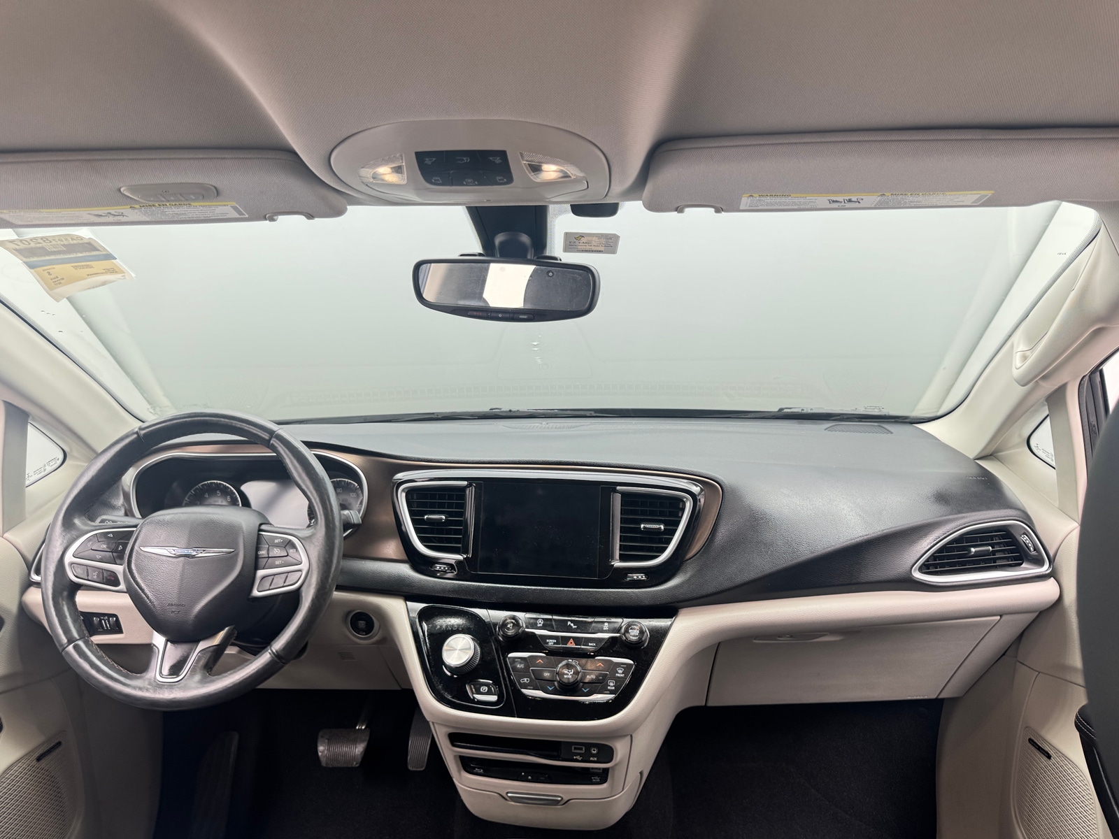 Thumbnail: 2017 Chrysler Pacifica - 2