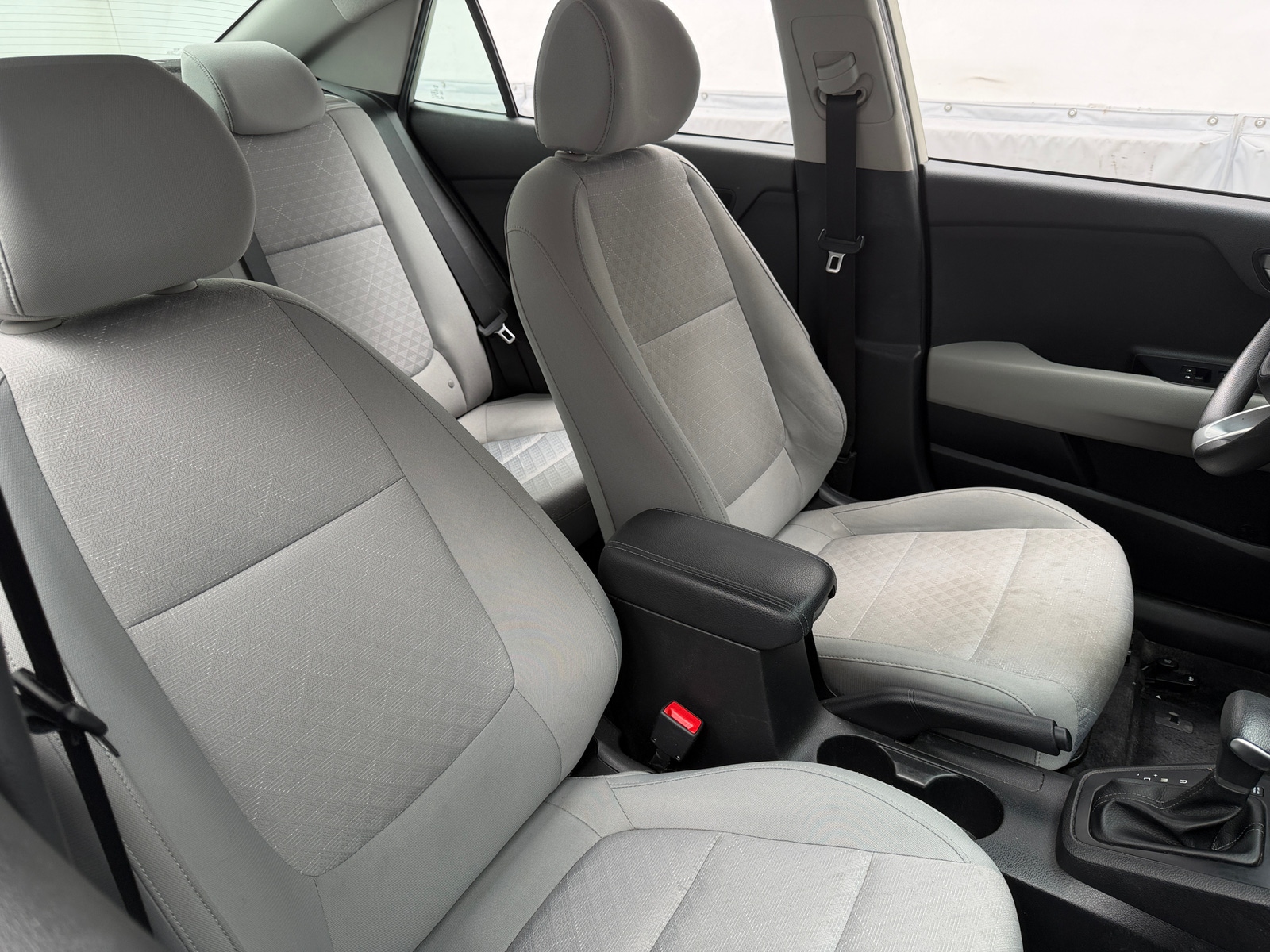 Thumbnail: 2018 Kia Rio - 2