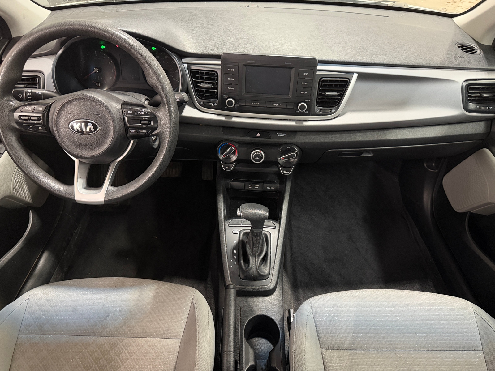 Thumbnail: 2018 Kia Rio - 3