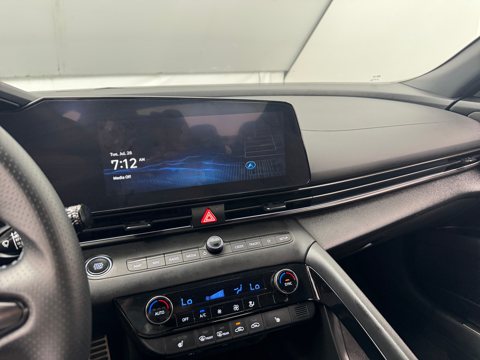 Thumbnail: 2025 Hyundai Elantra - 3