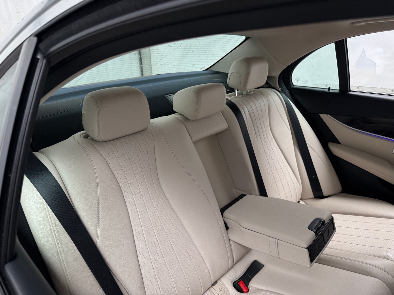 Thumbnail: 2020 Mercedes-Benz E-Class - 5