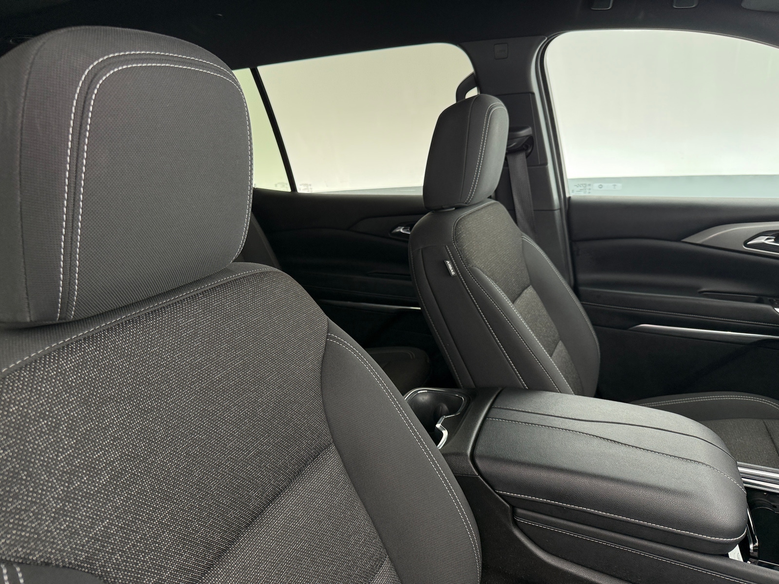 Thumbnail: 2024 Chevrolet Traverse - 2