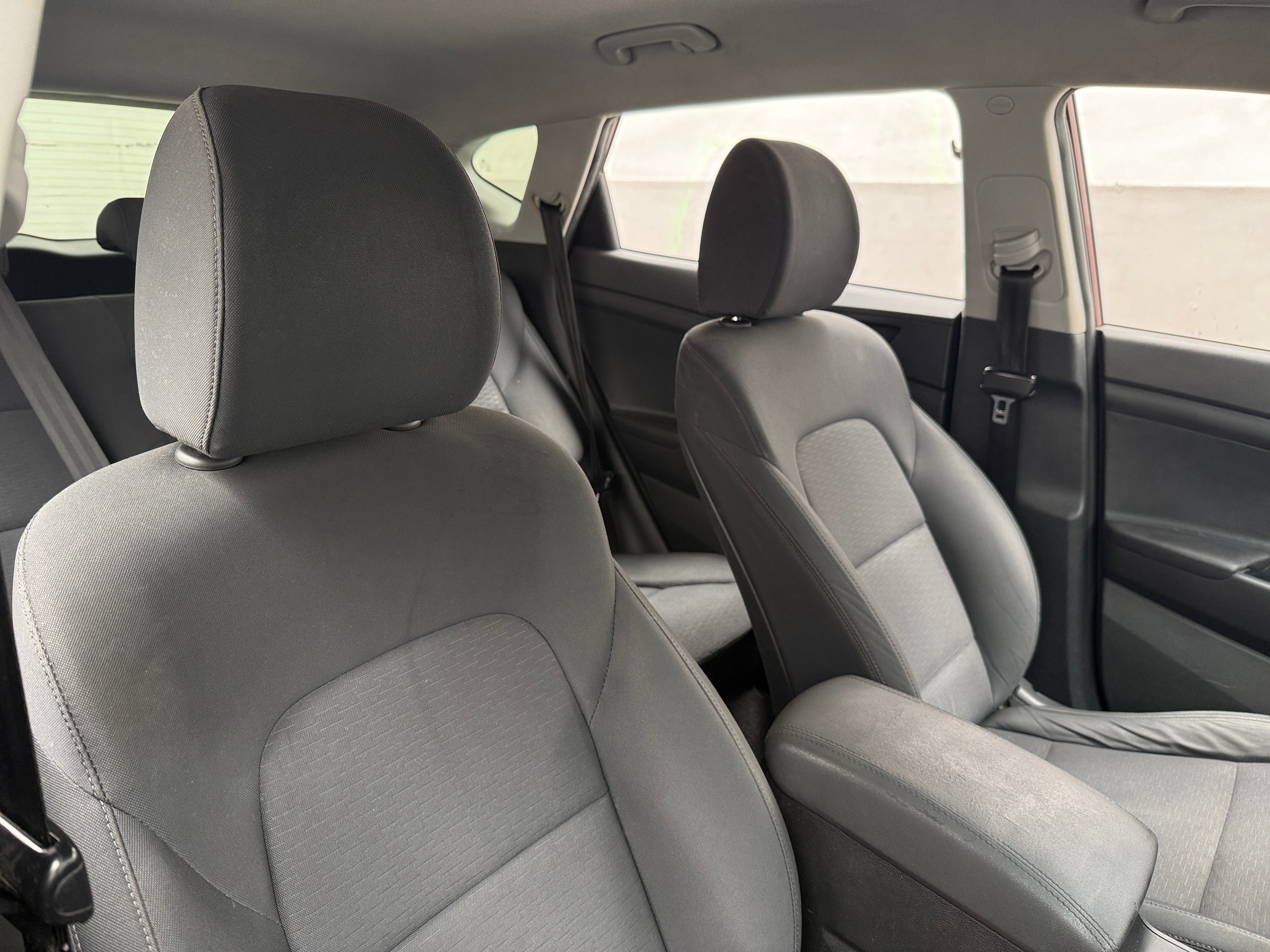 Used 2020 Hyundai Tucson SE with VIN KM8J23A40LU181868 for sale in Pewaukee, WI