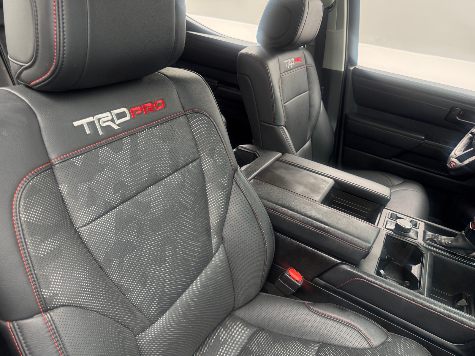 Thumbnail: 2022 Toyota Tundra - 2