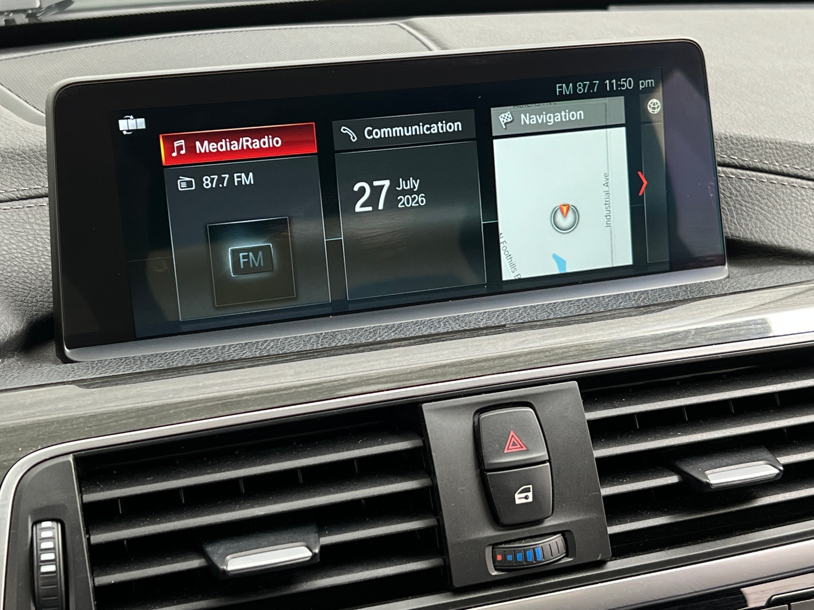 Thumbnail: 2018 BMW 3 Series - 3