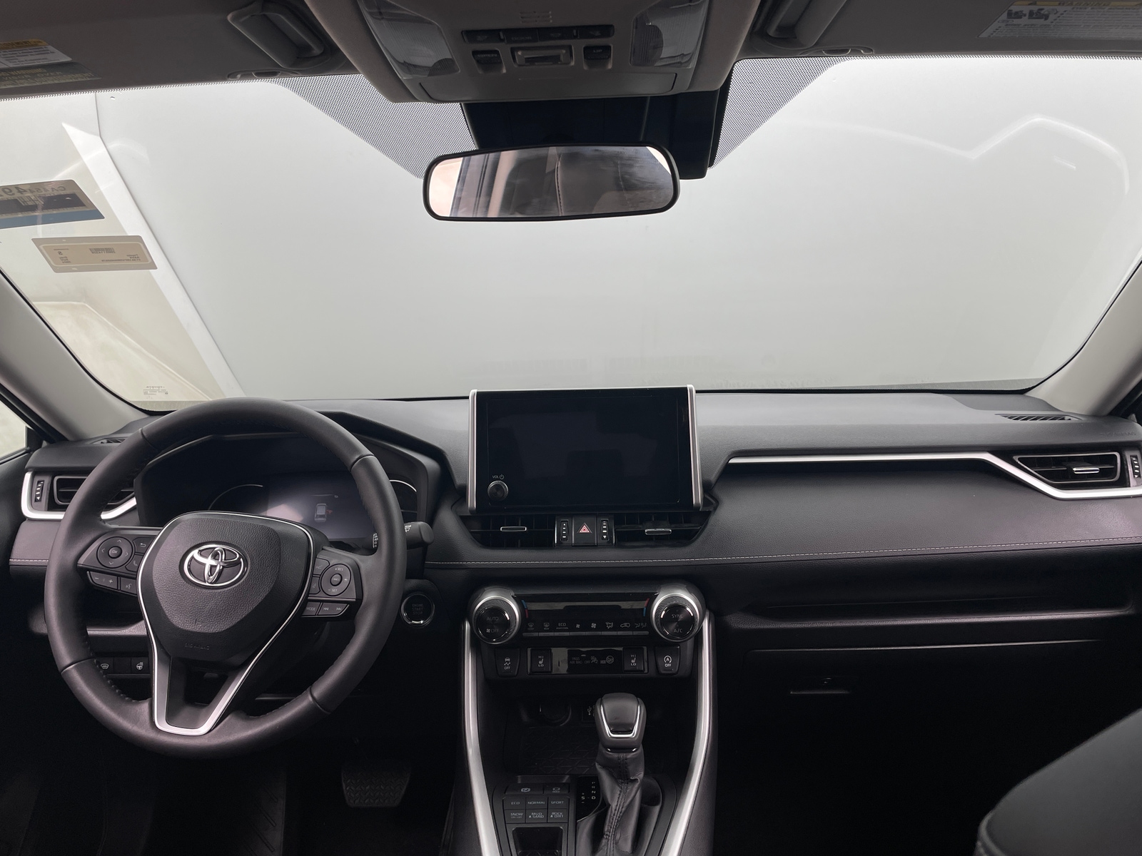 Thumbnail: 2024 Toyota RAV4 - 2