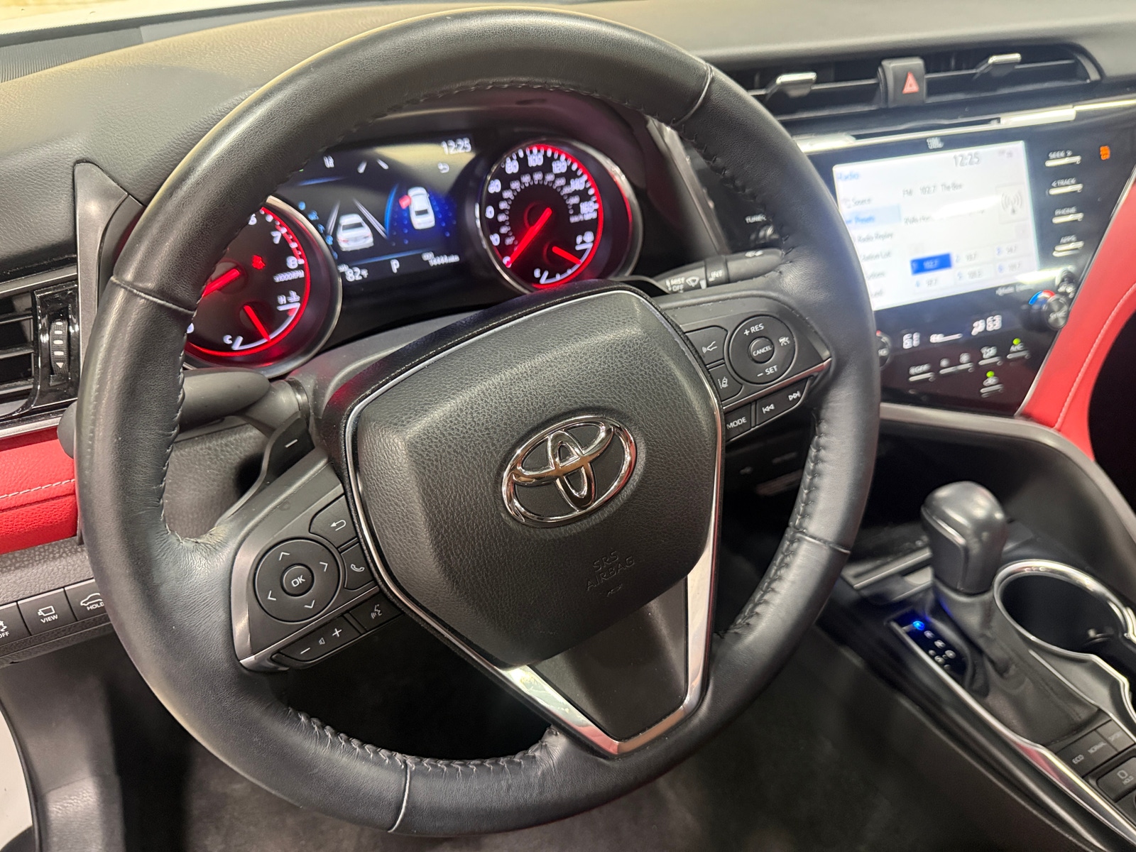 Thumbnail: 2020 Toyota Camry - 4