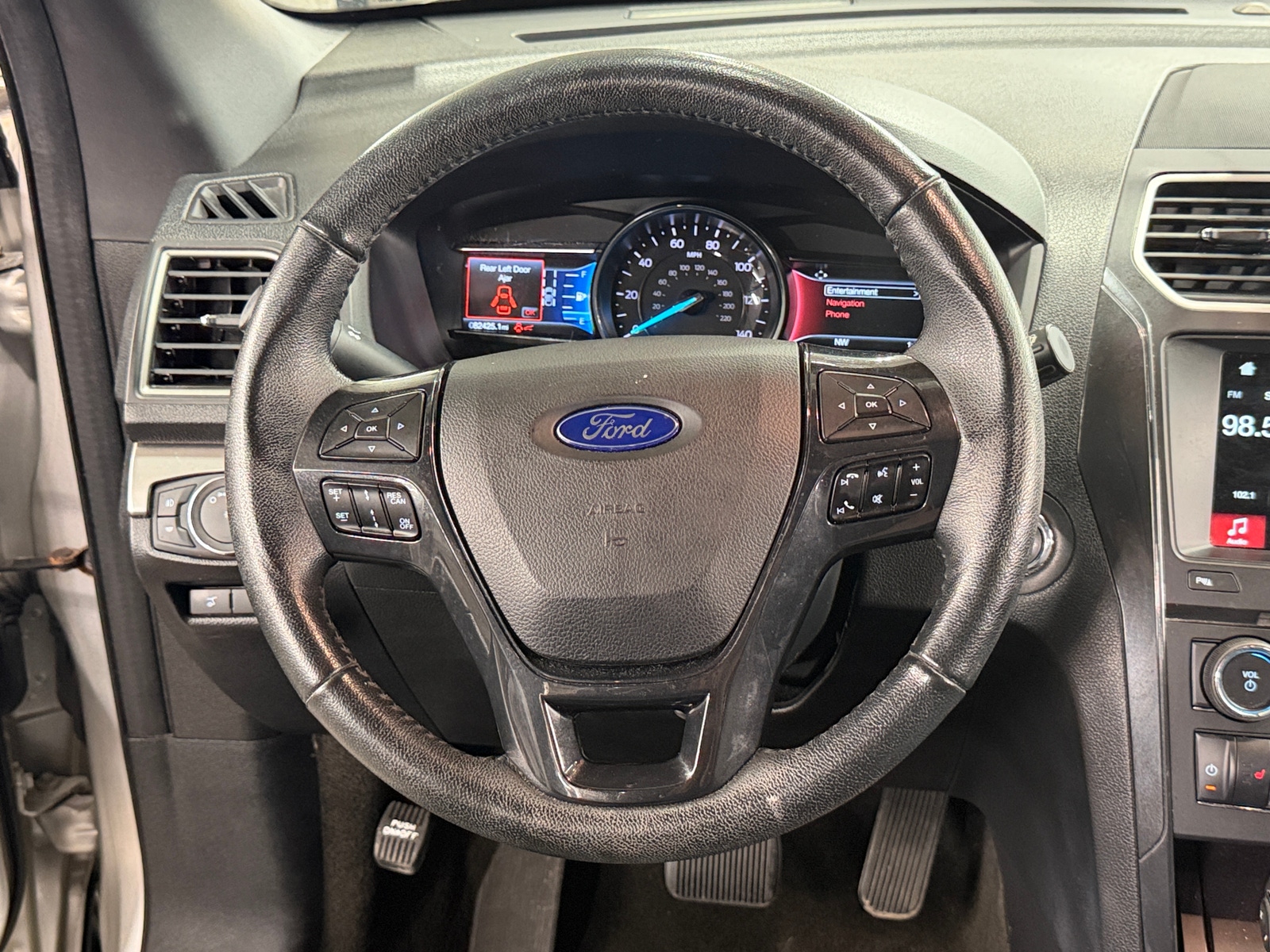 Thumbnail: 2018 Ford Explorer - 4