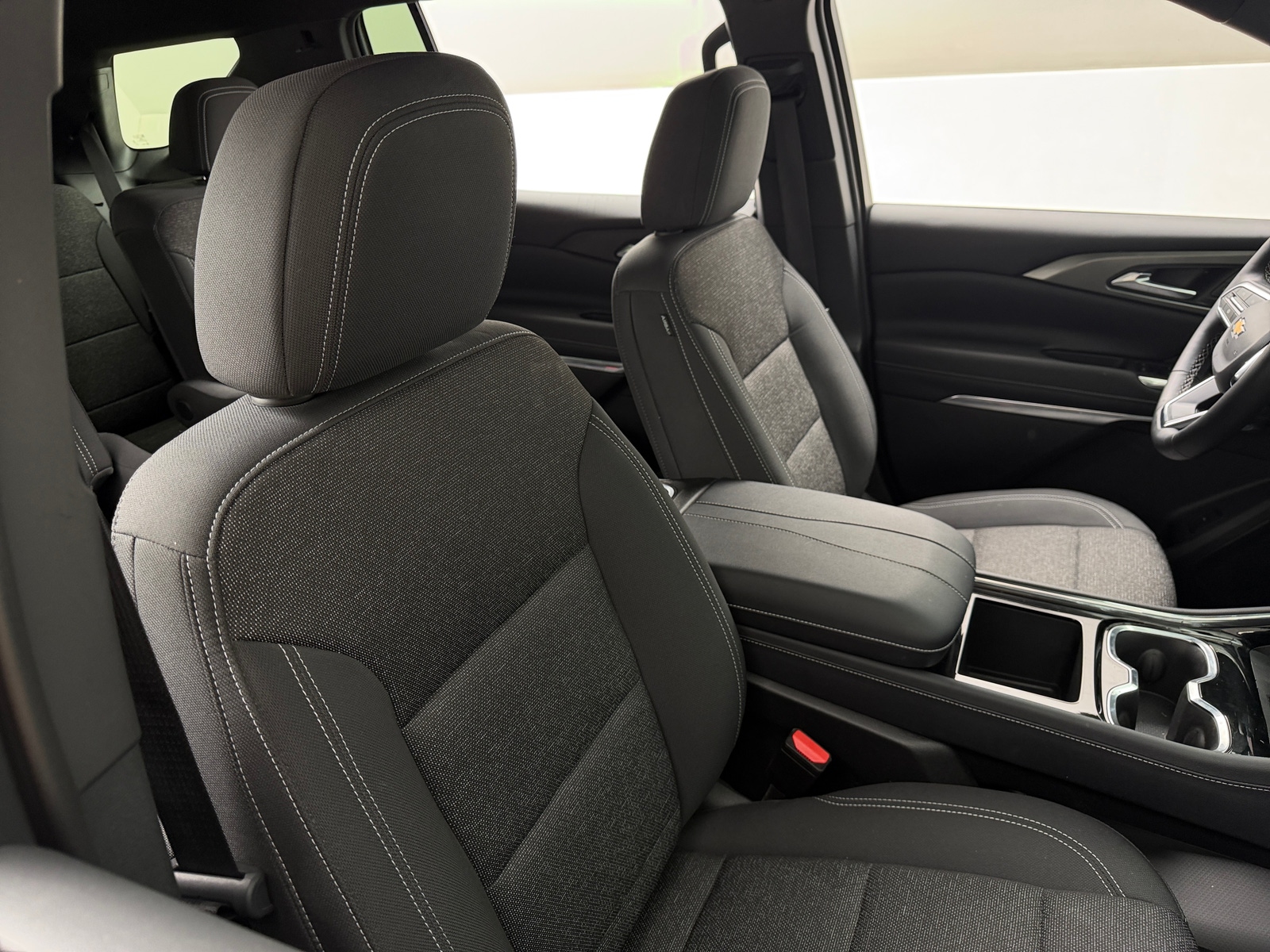 Thumbnail: 2025 Chevrolet Traverse - 2